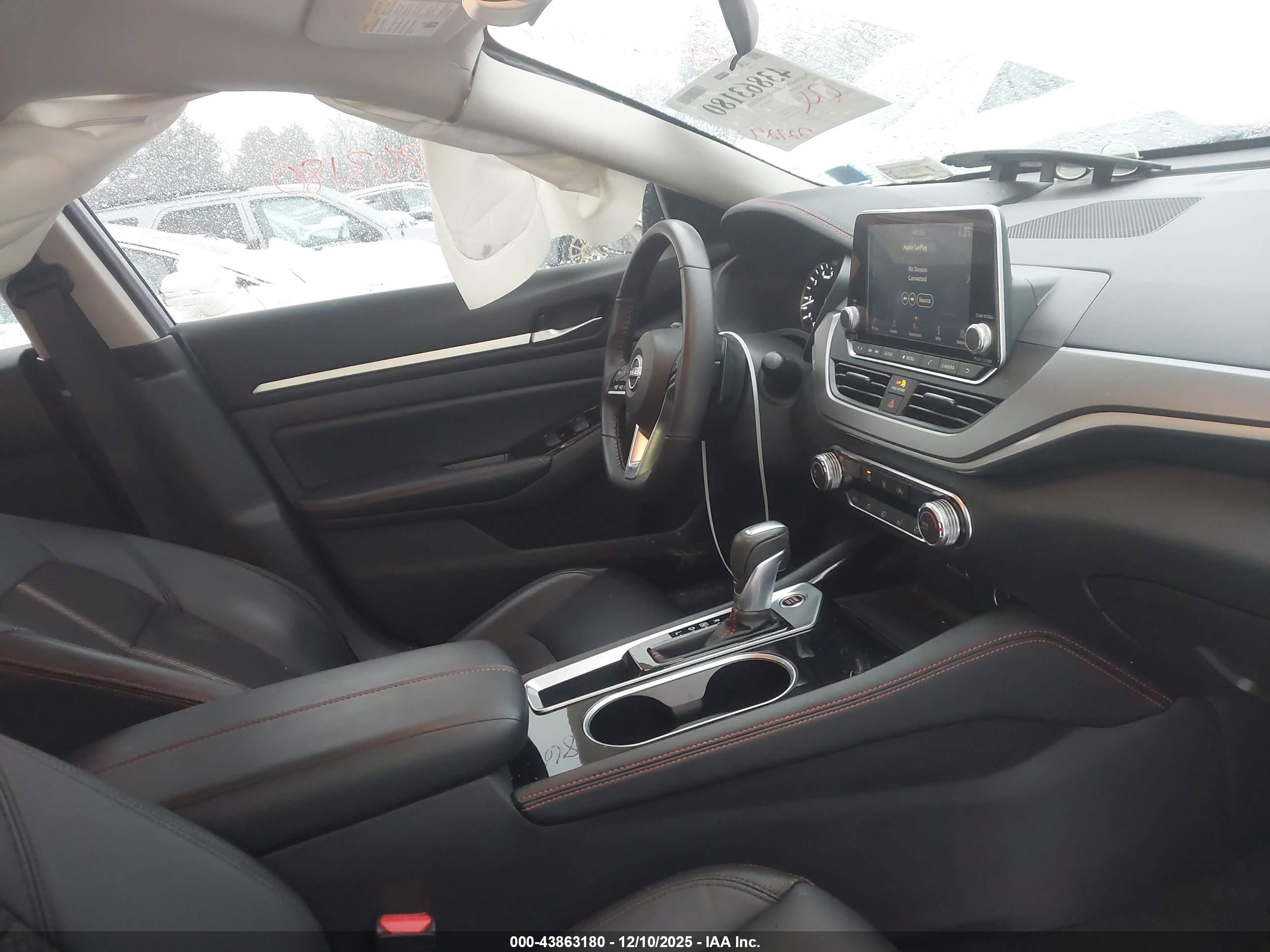 NISSAN ALTIMA image 5