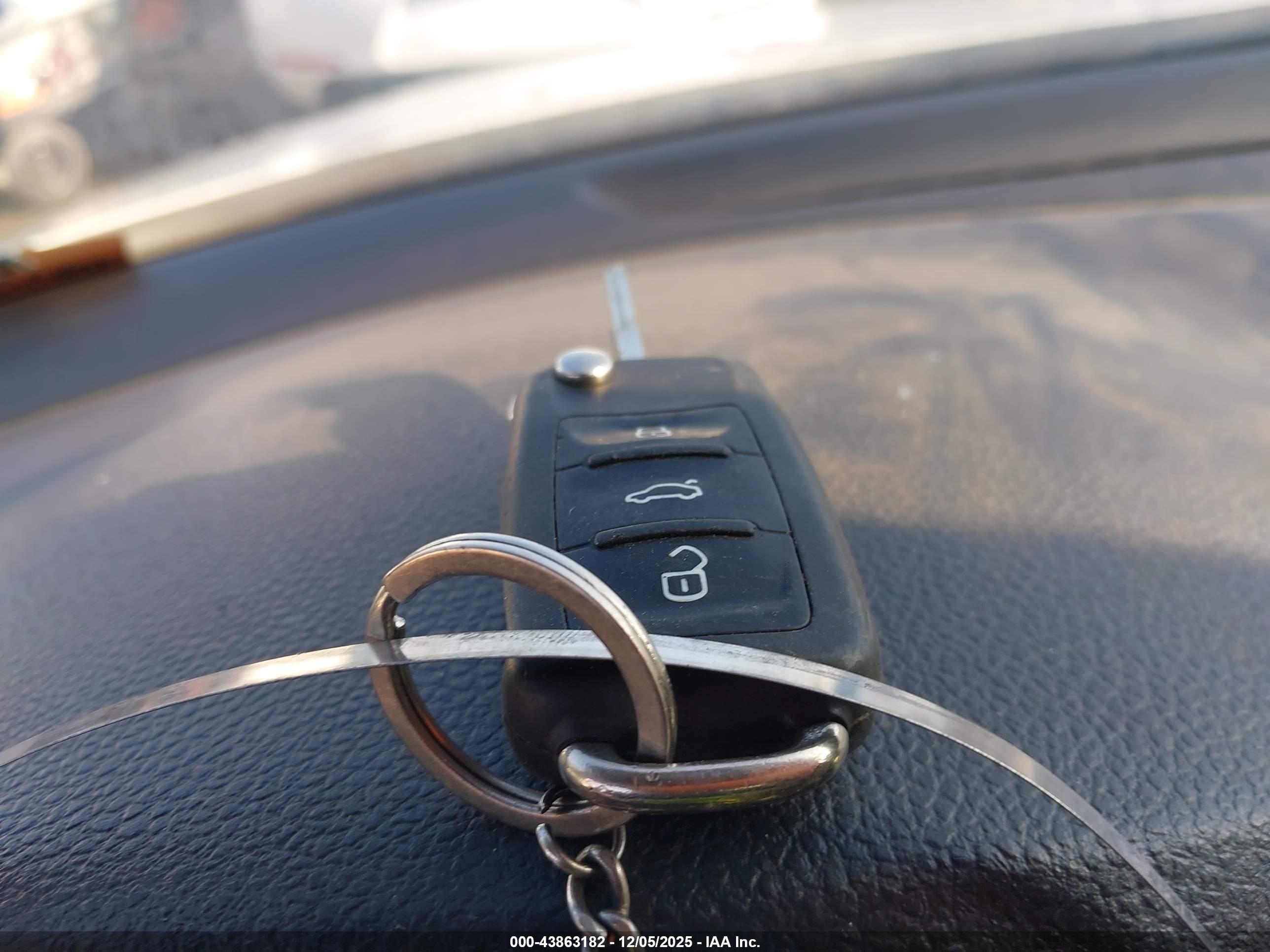 VOLKSWAGEN JETTA image 11