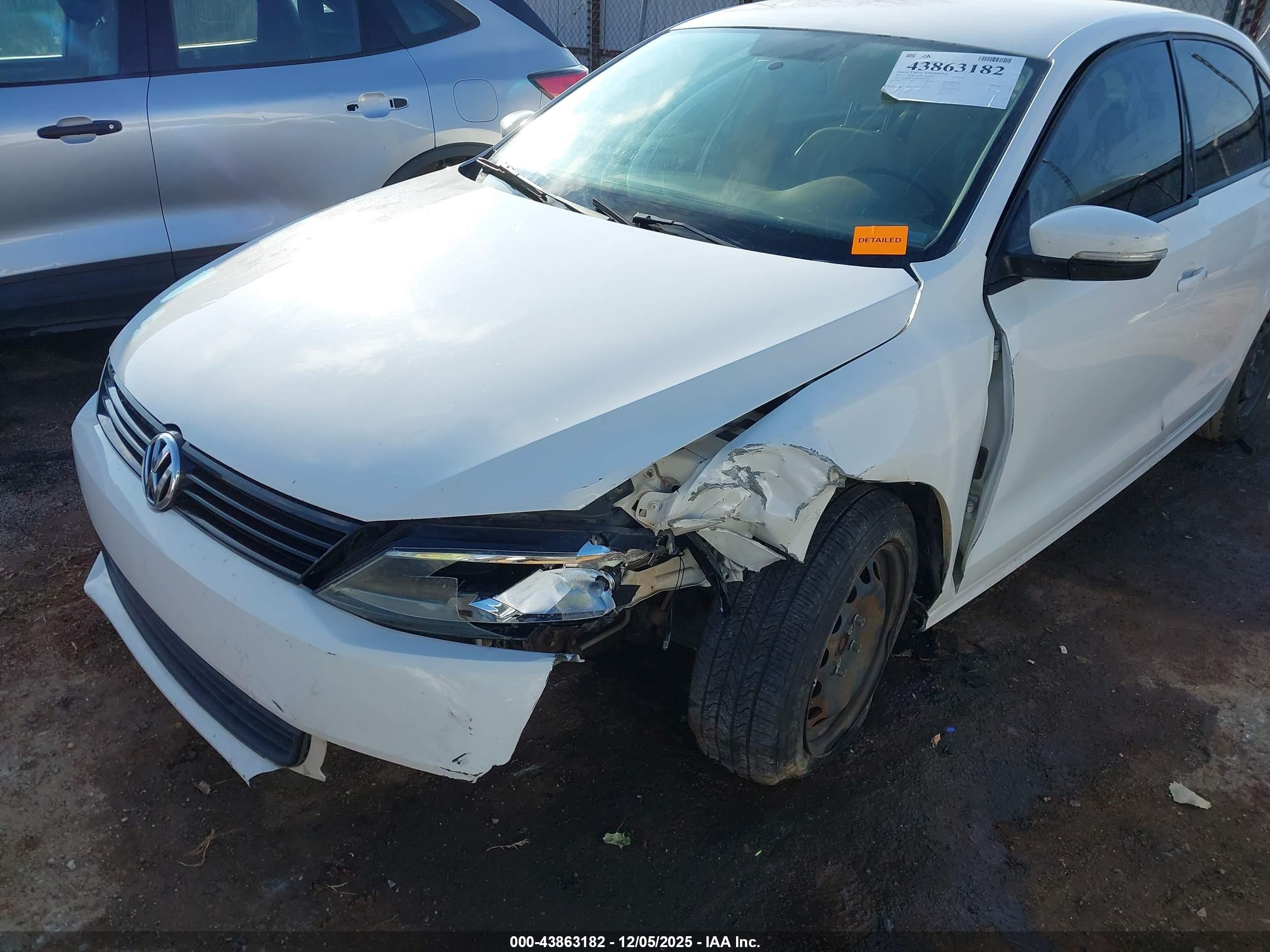 VOLKSWAGEN JETTA image 6