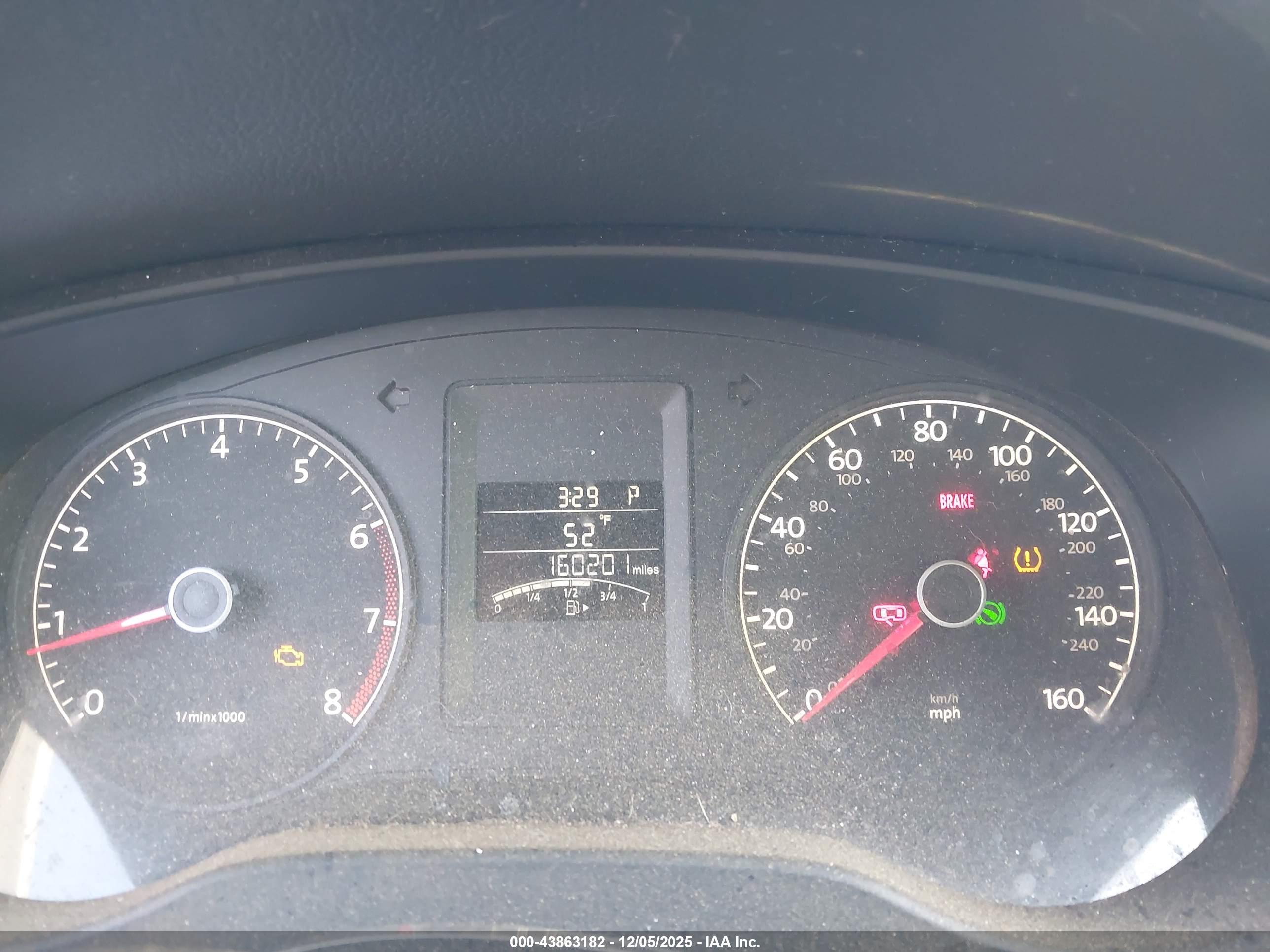 VOLKSWAGEN JETTA image 7