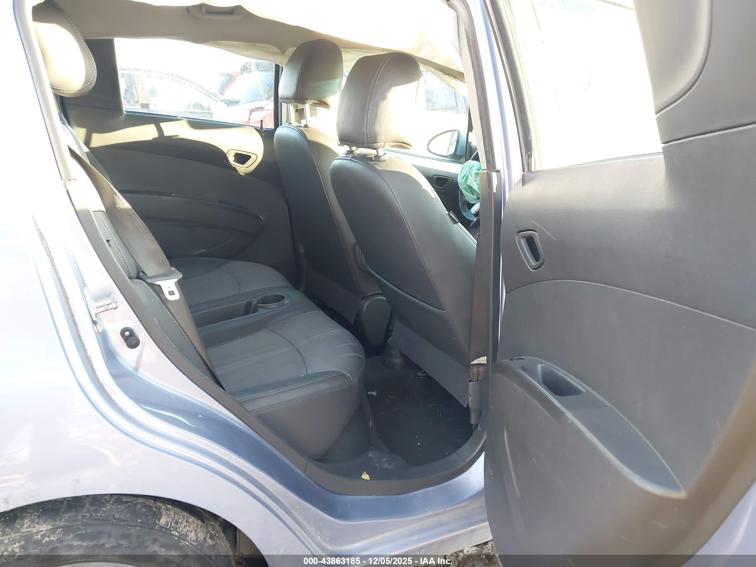 CHEVROLET SPARK image 8