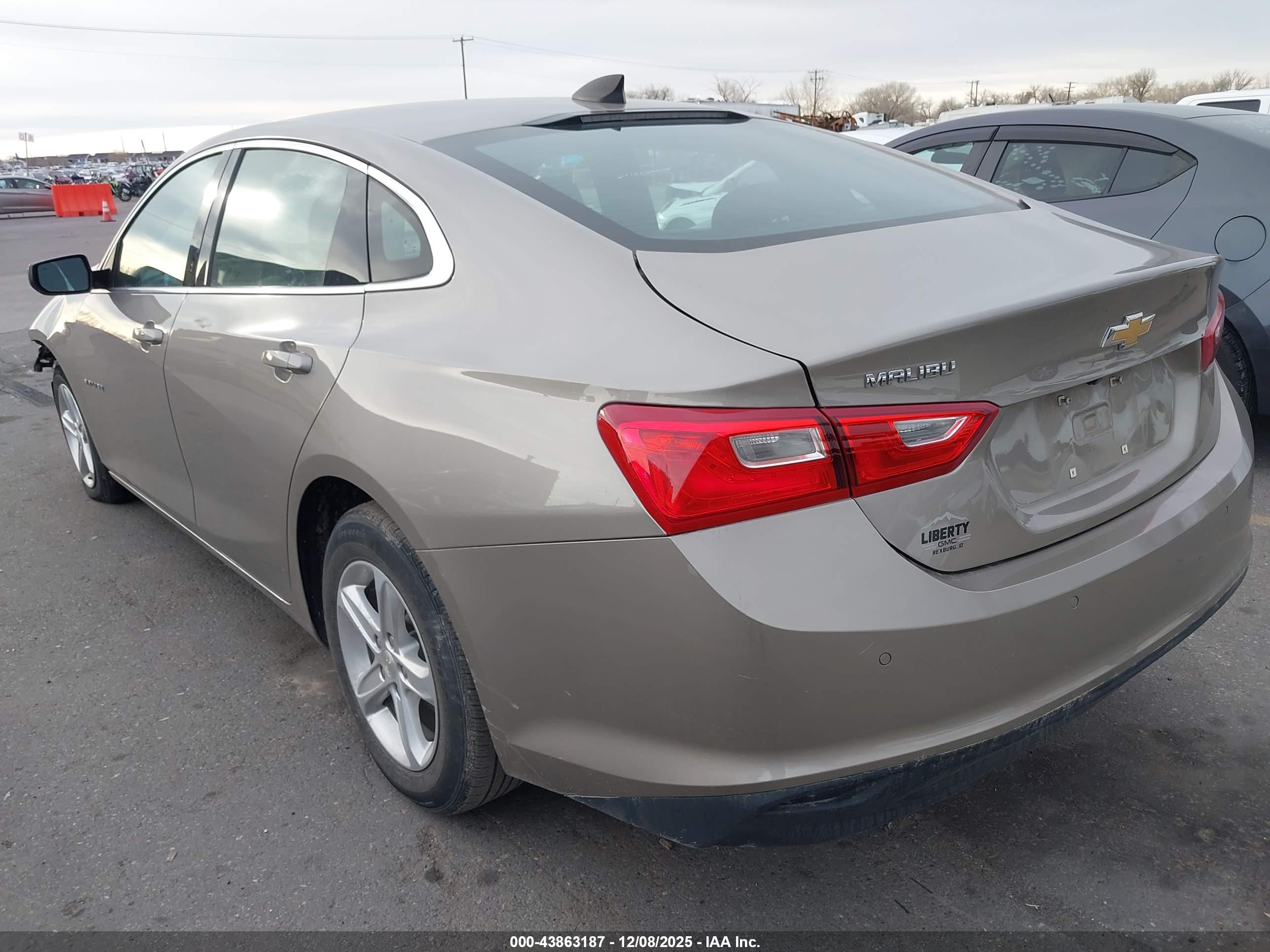 CHEVROLET MALIBU image 3