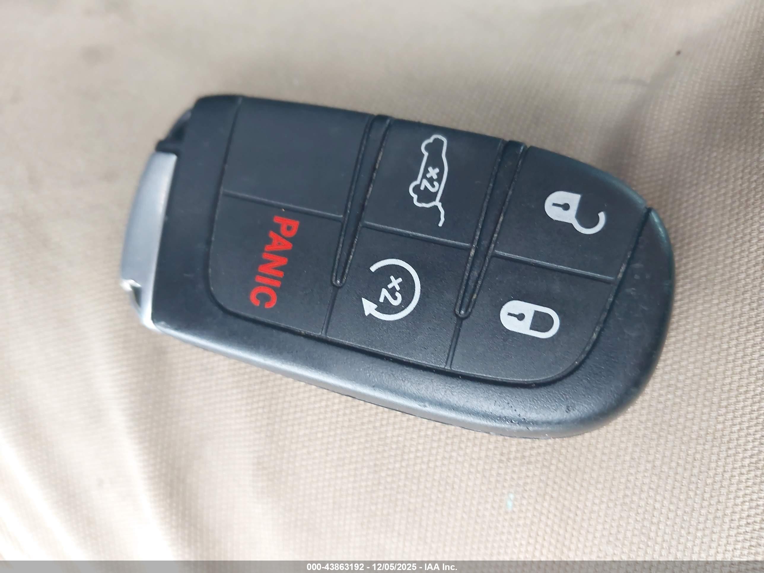 JEEP GRAND image 11