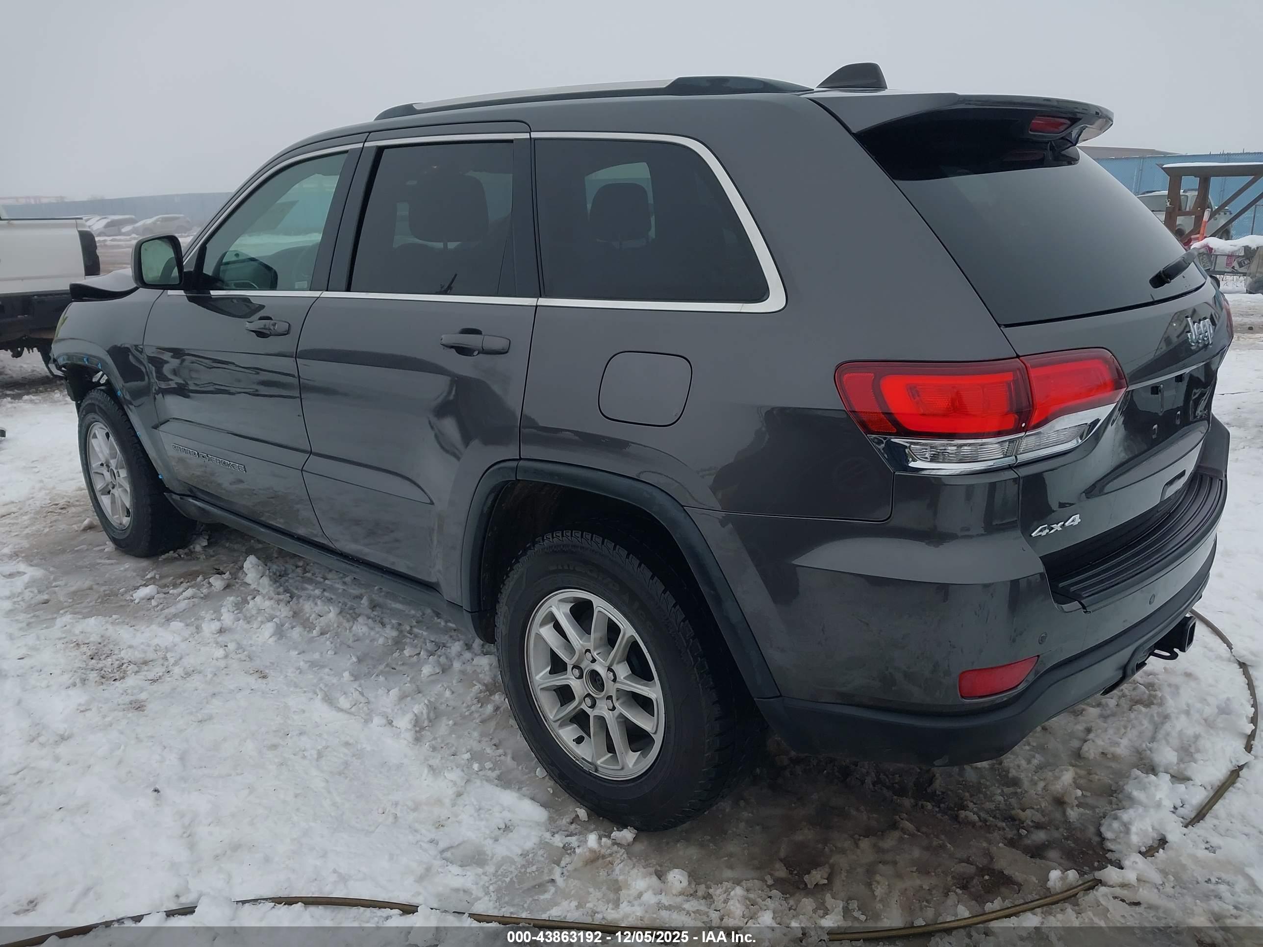 JEEP GRAND image 3