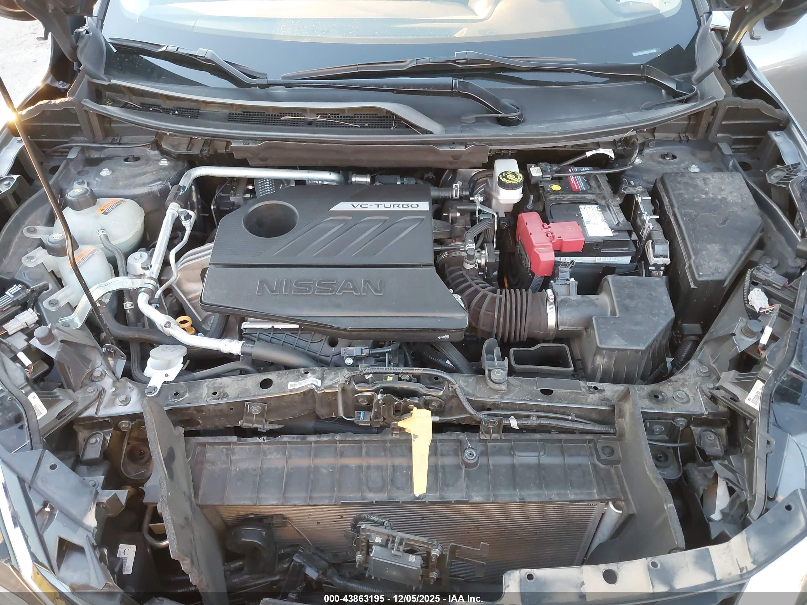 NISSAN ROGUE image 10