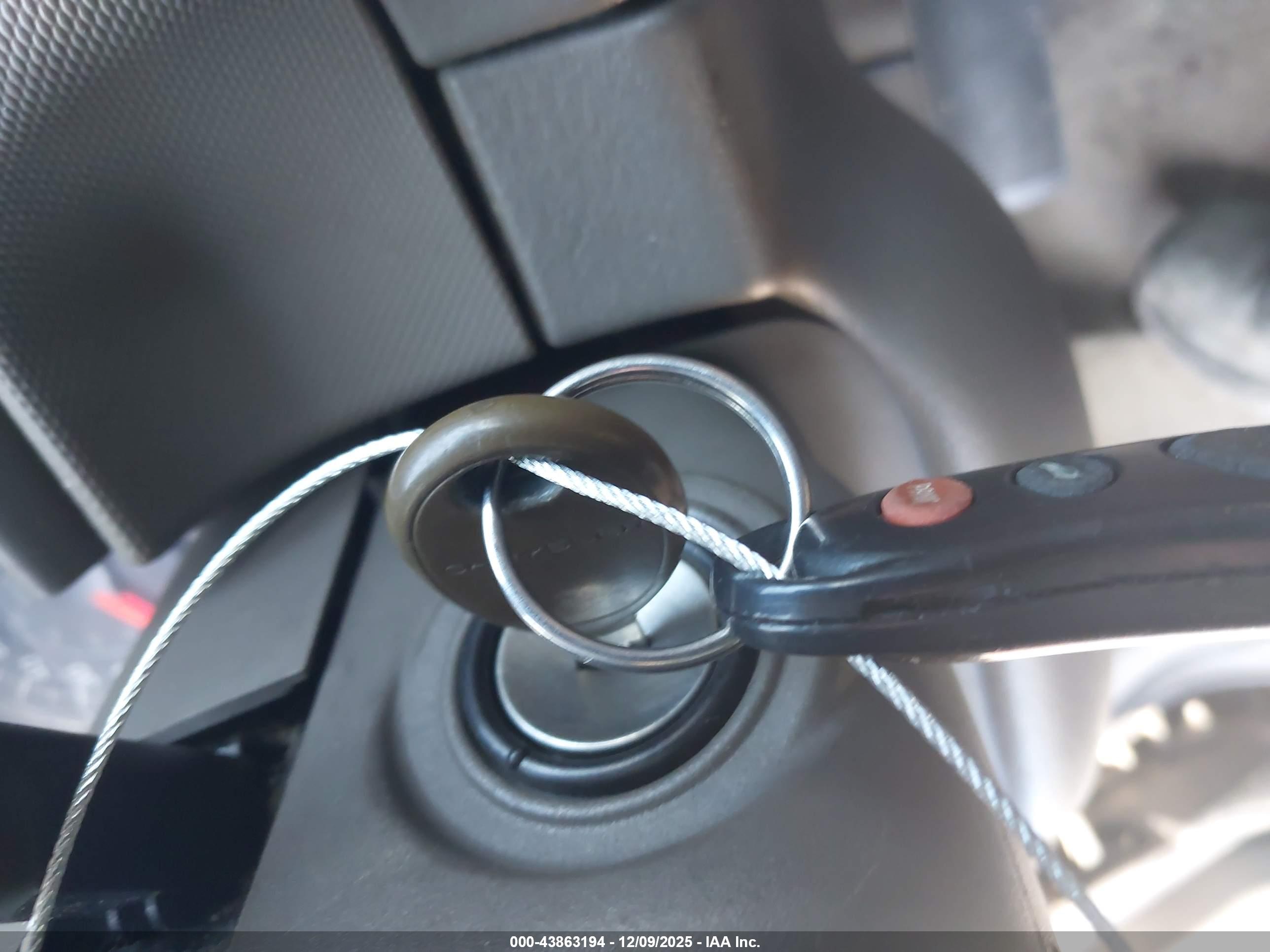 CHRYSLER SEBRING image 11