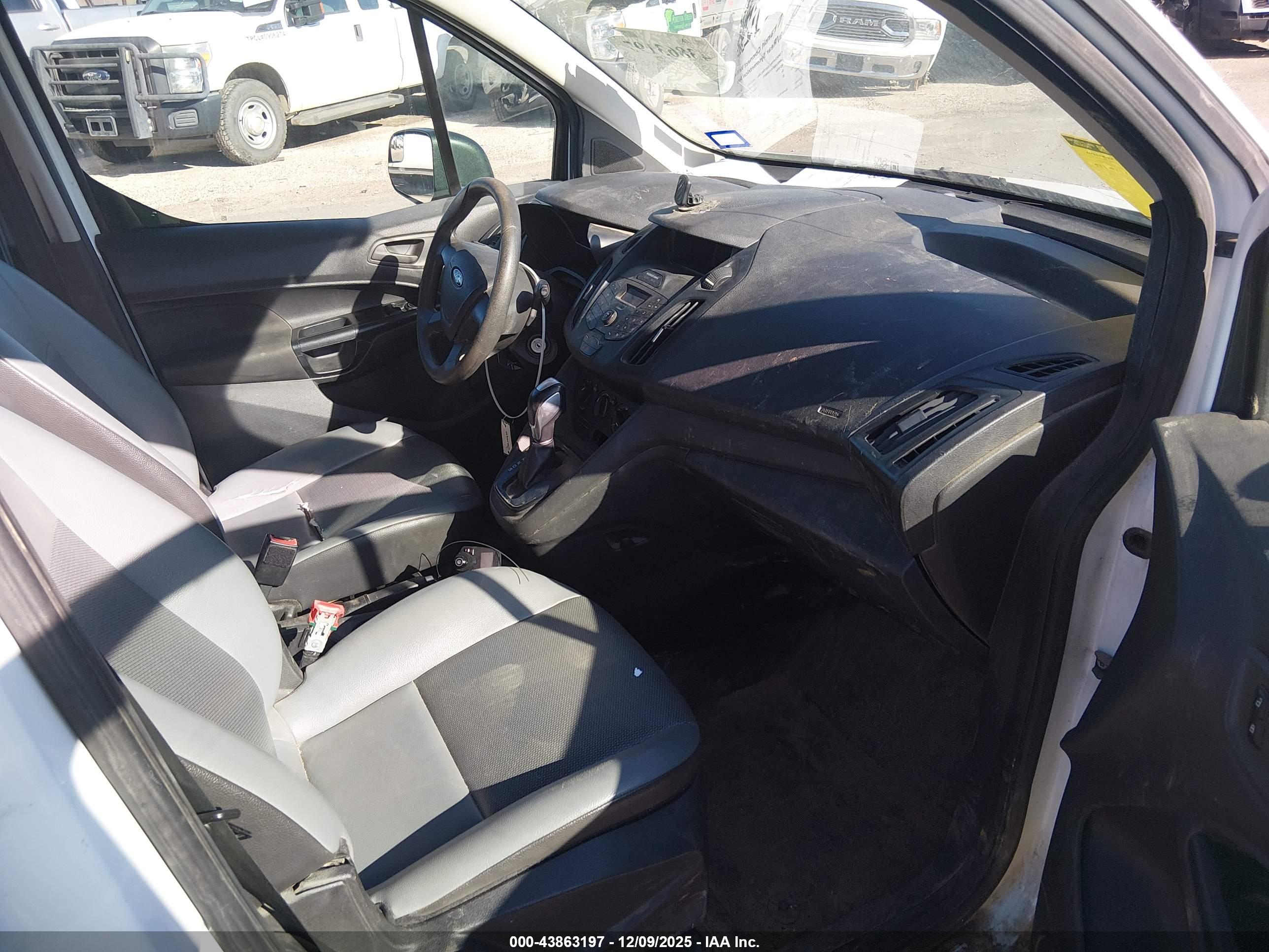 FORD TRANSIT image 5