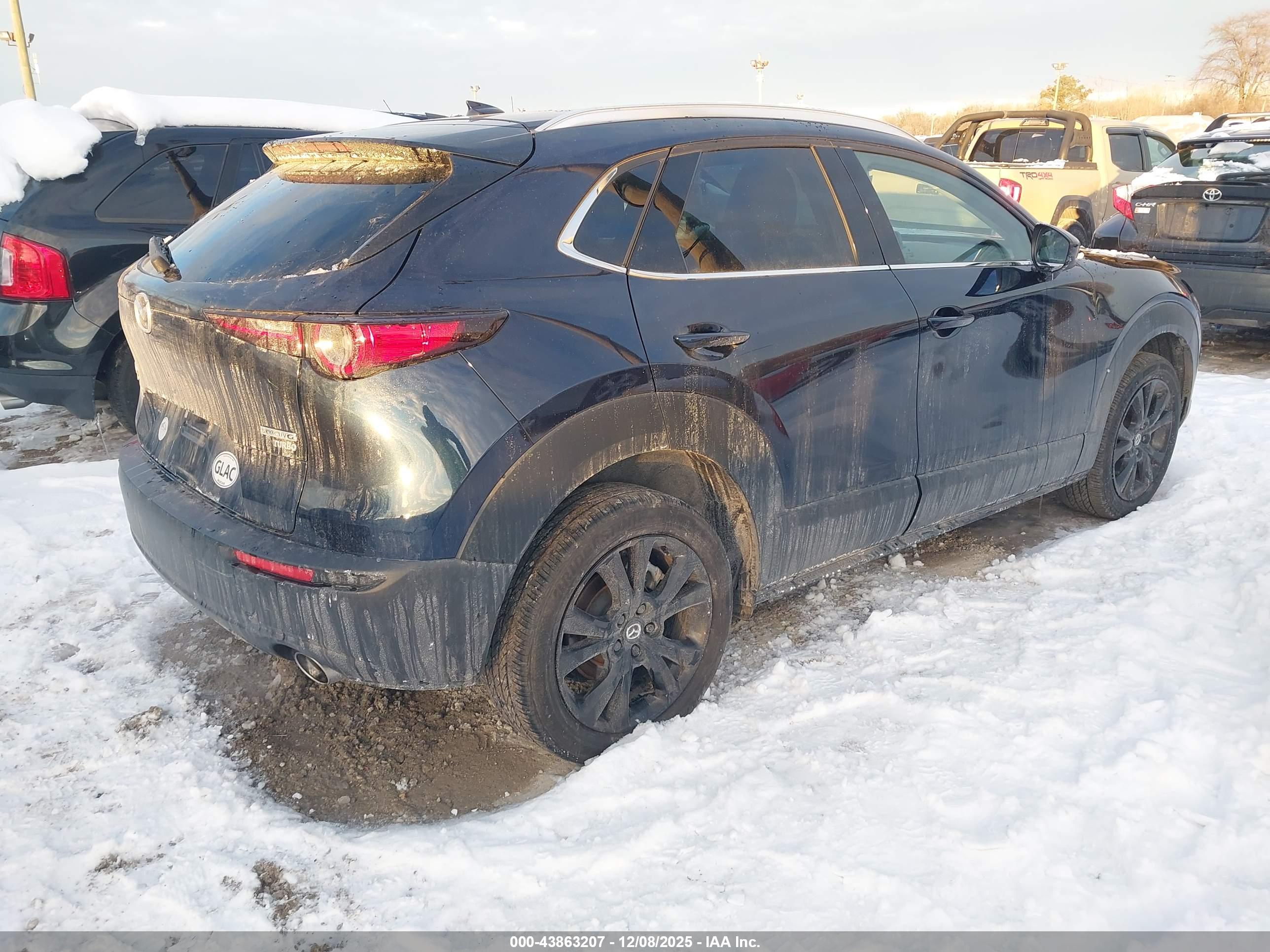 MAZDA CX-30 image 4