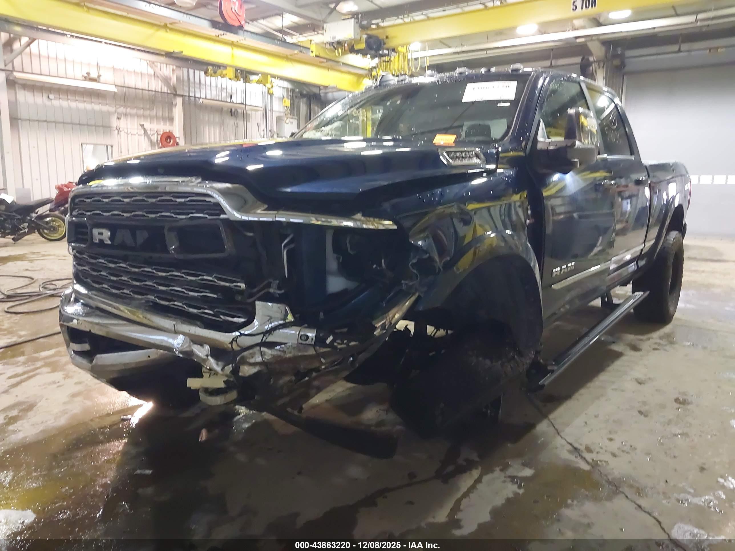 RAM 2500 image 6