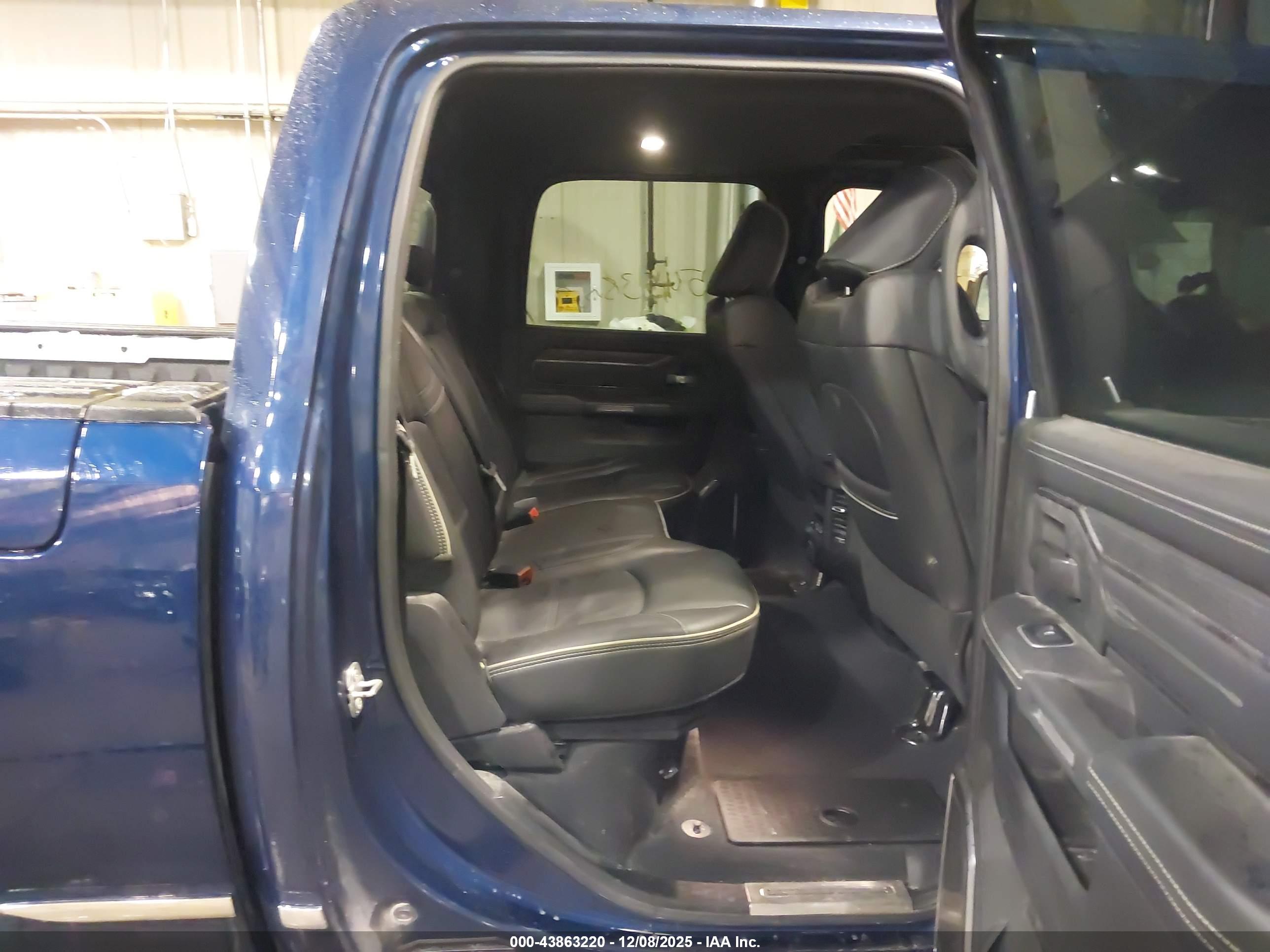 RAM 2500 image 8