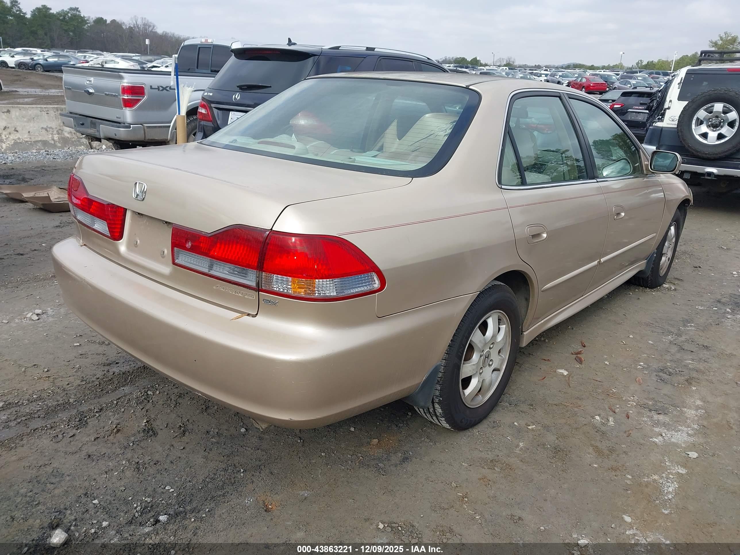 HONDA ACCORD image 4