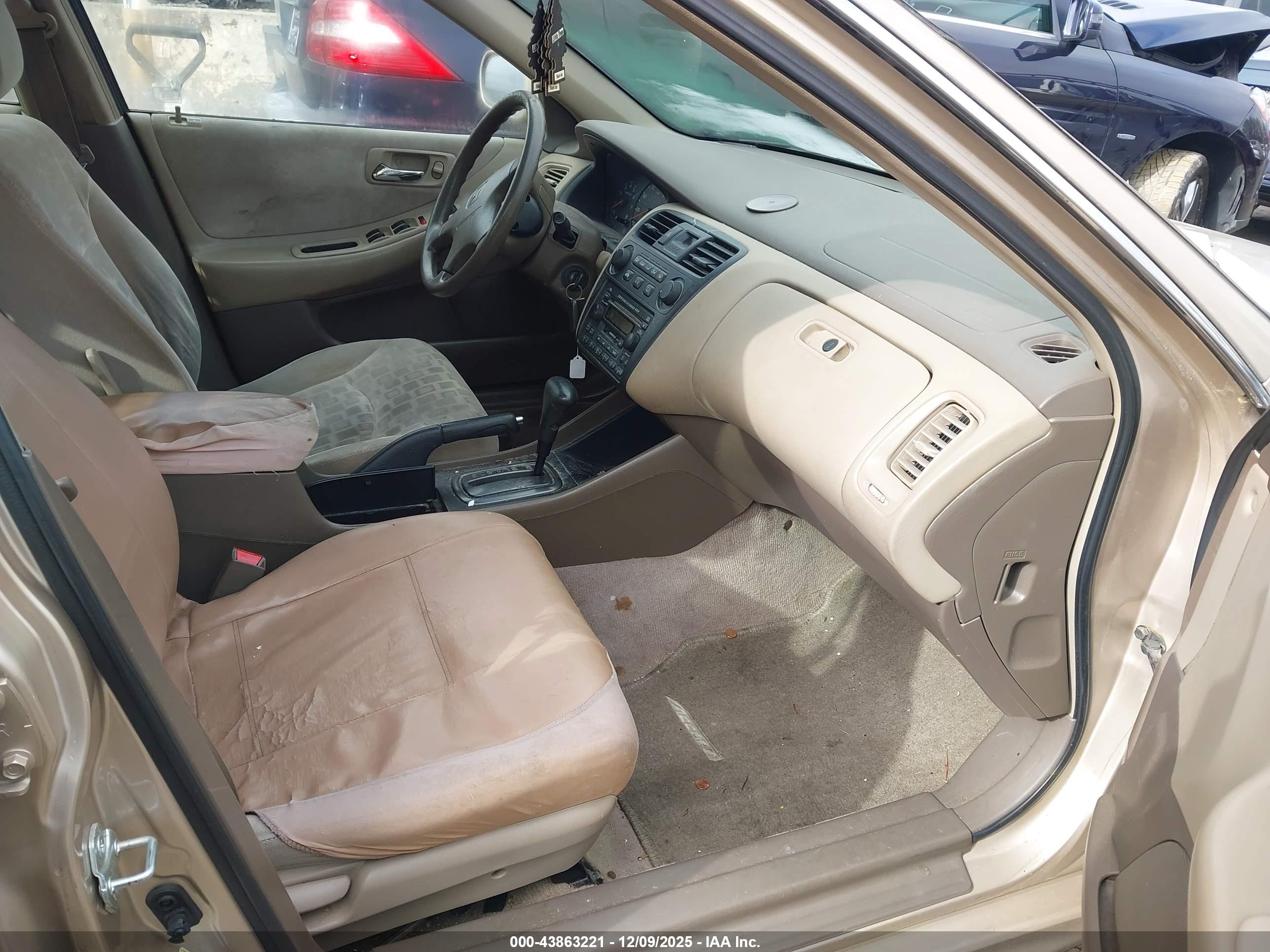 HONDA ACCORD image 5