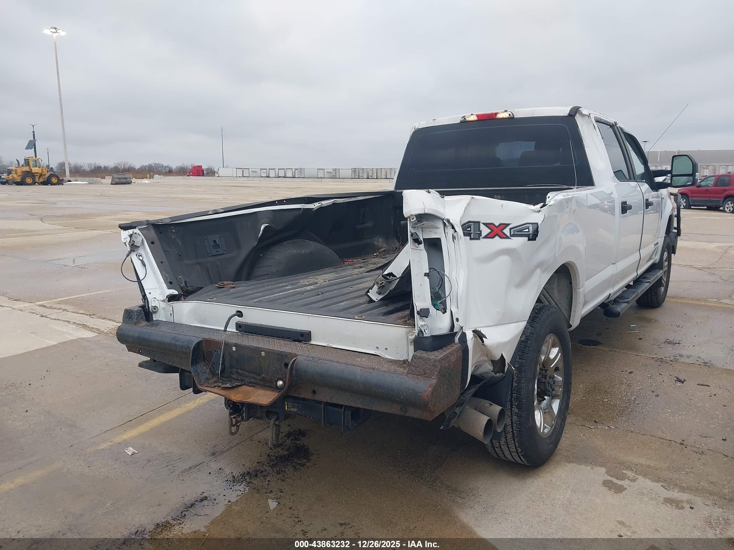 FORD F-350 image 4