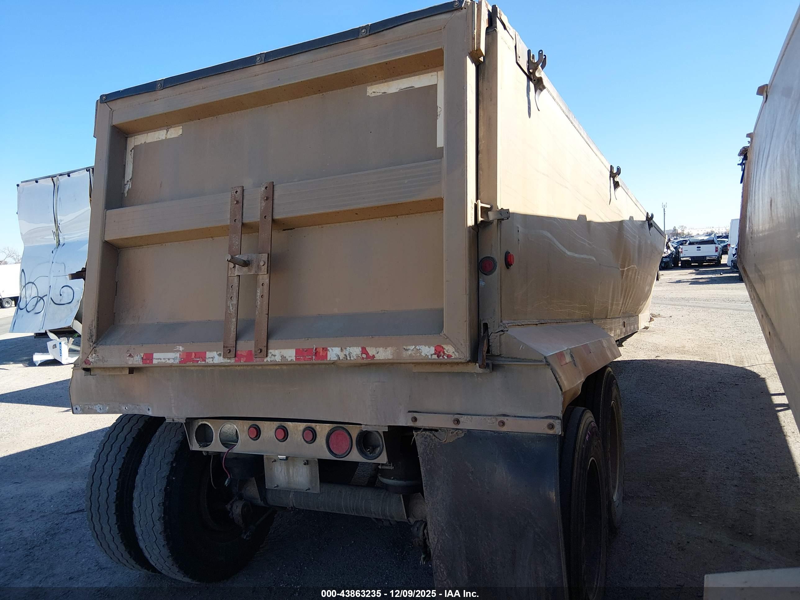 ROUGHNECK SEMI image 4