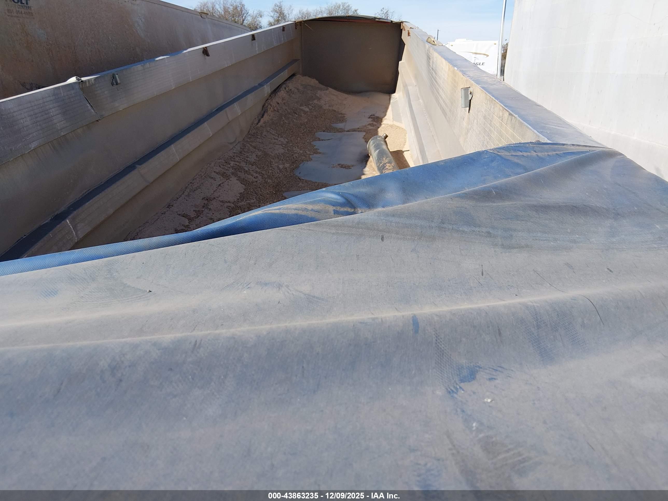ROUGHNECK SEMI image 5