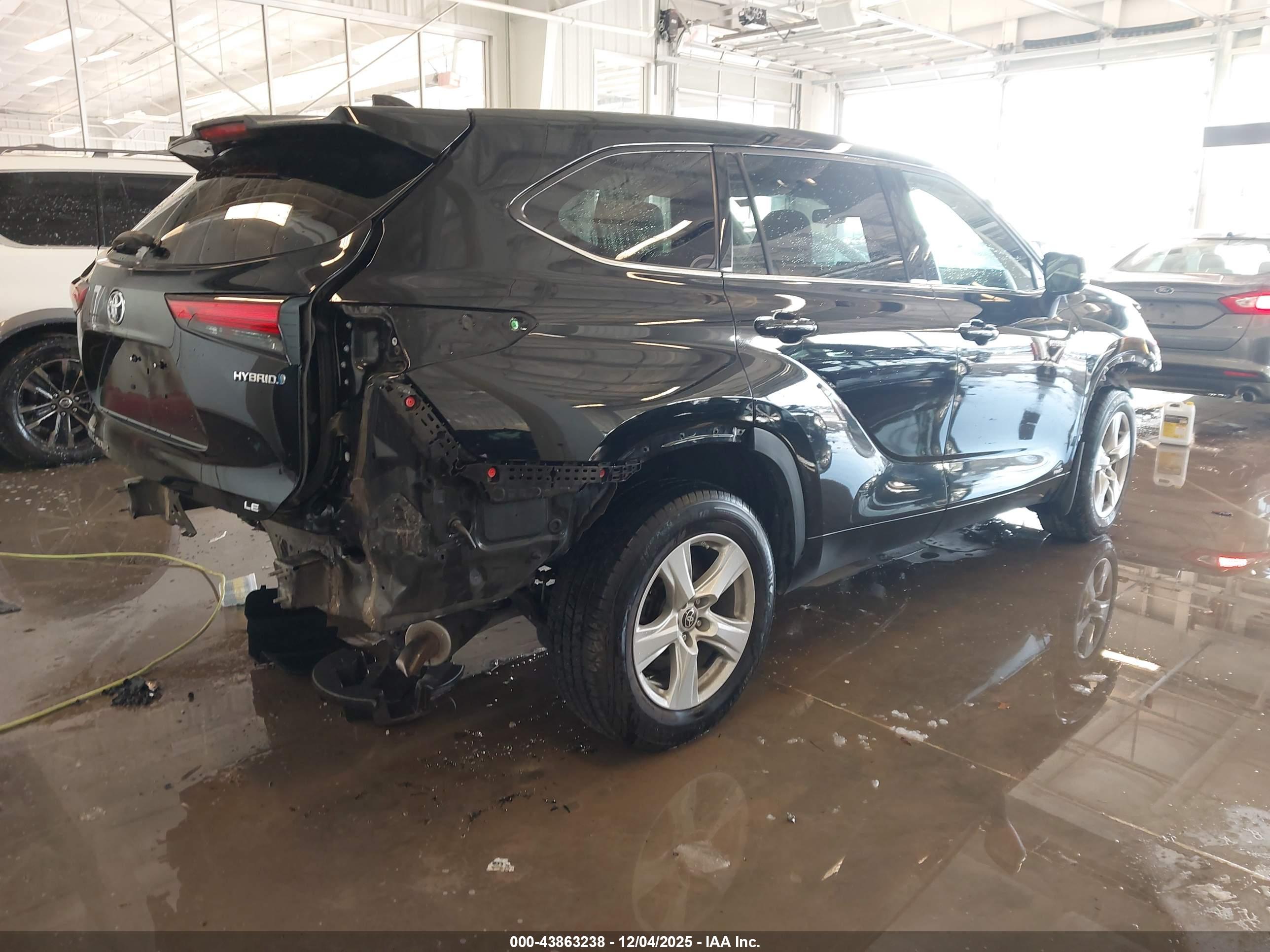 TOYOTA HIGHLANDER image 4