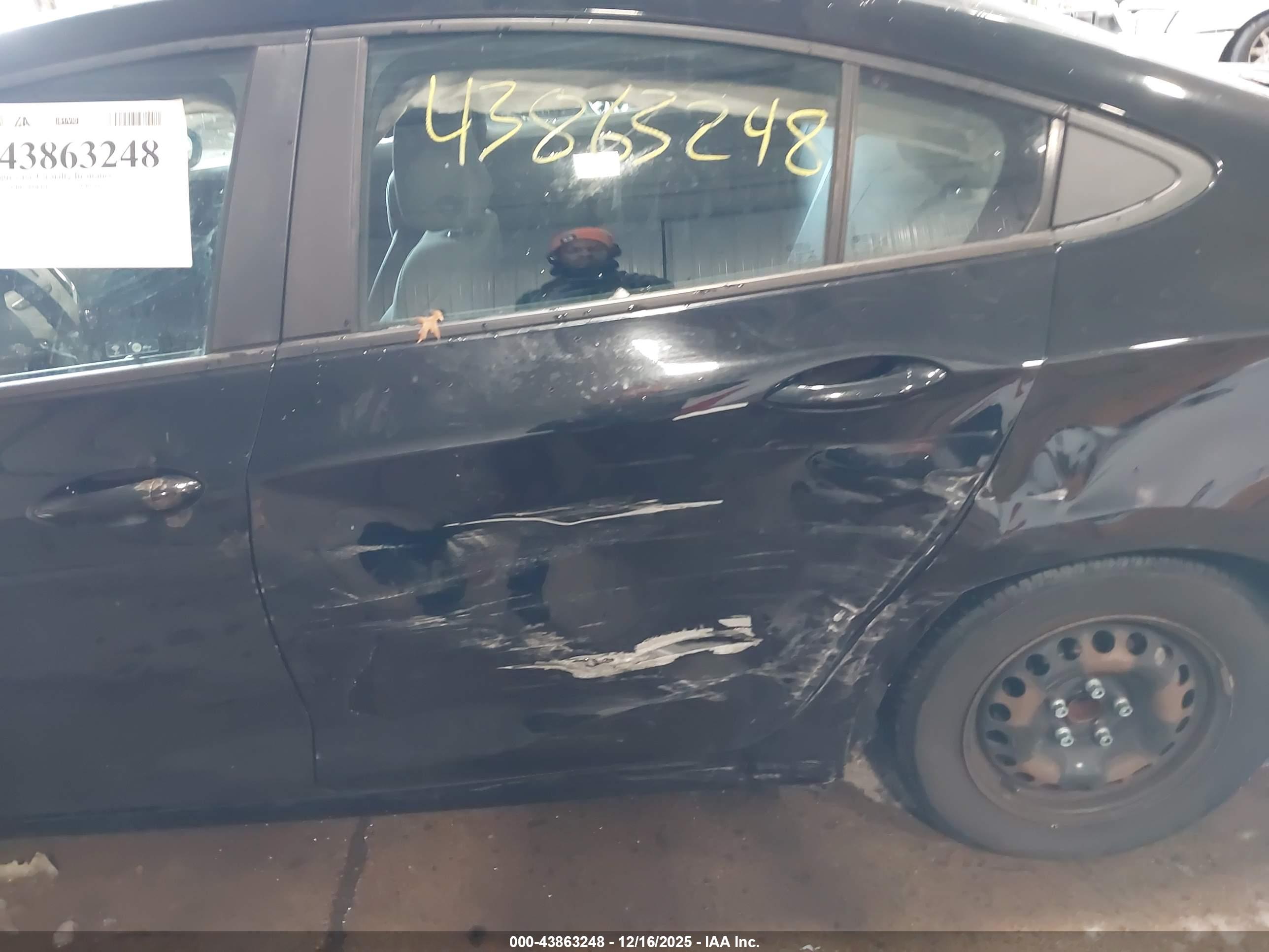 CHEVROLET CRUZE image 6