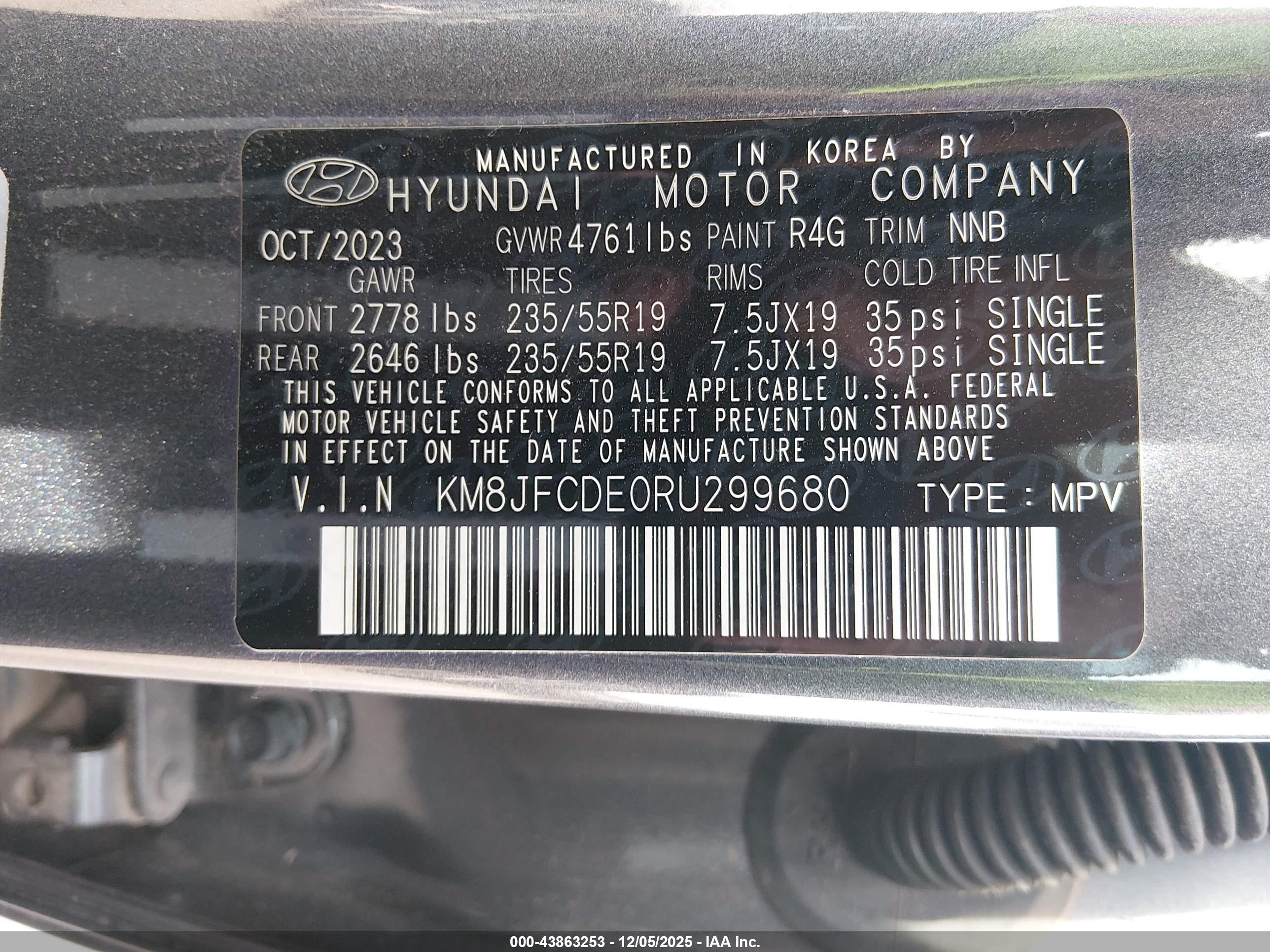 HYUNDAI TUCSON image 9