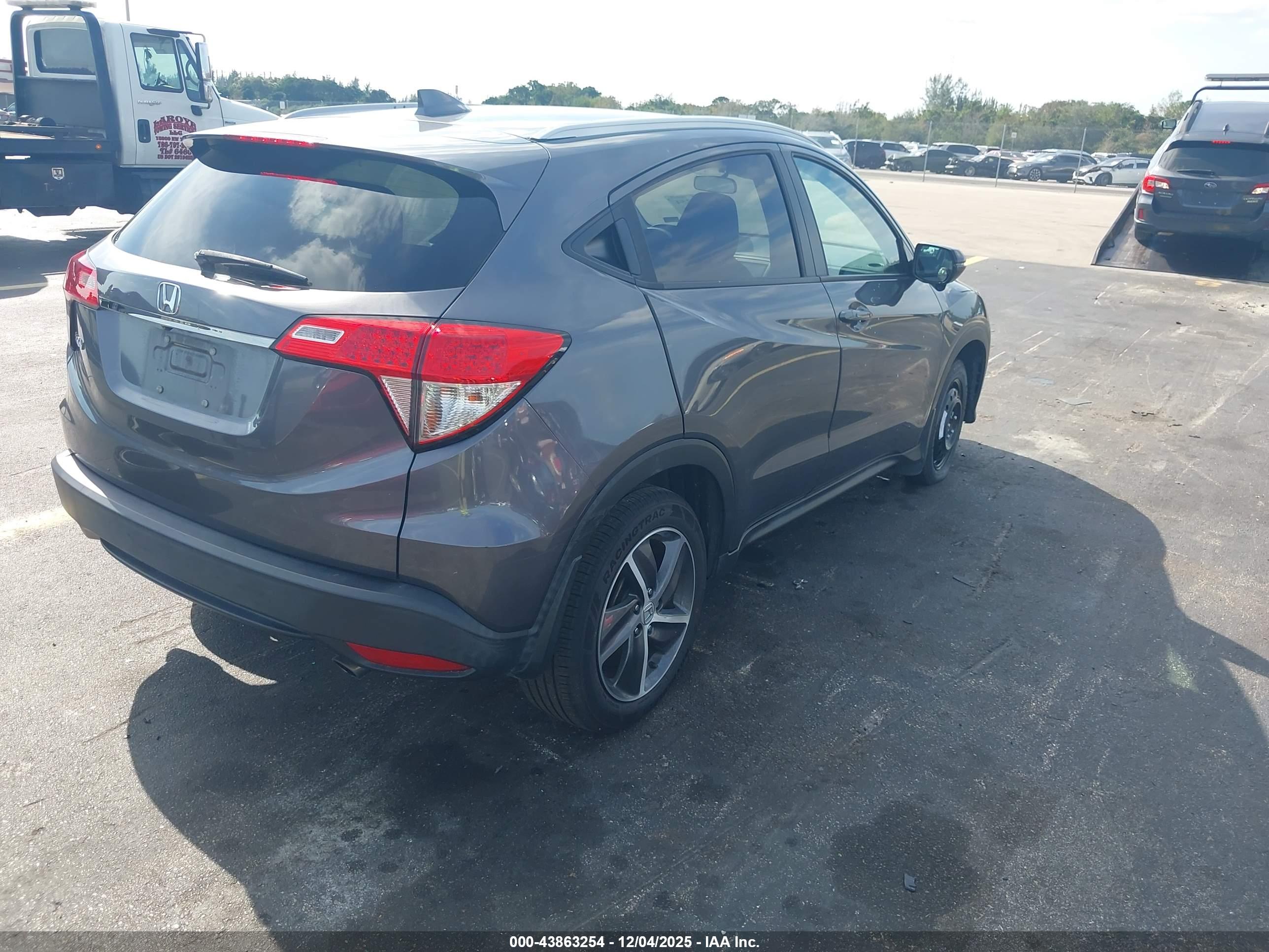 HONDA HR-V image 4