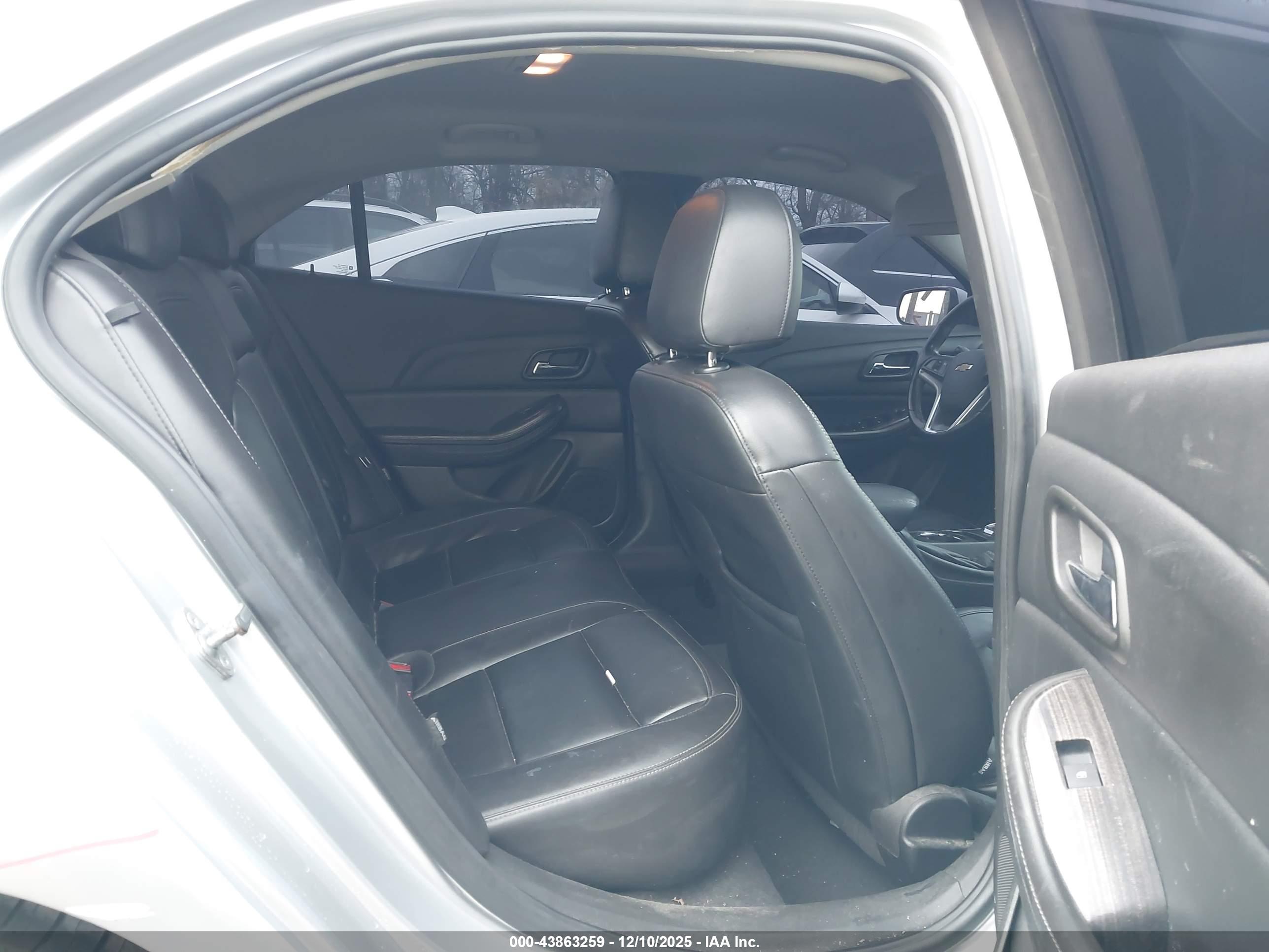CHEVROLET MALIBU image 8