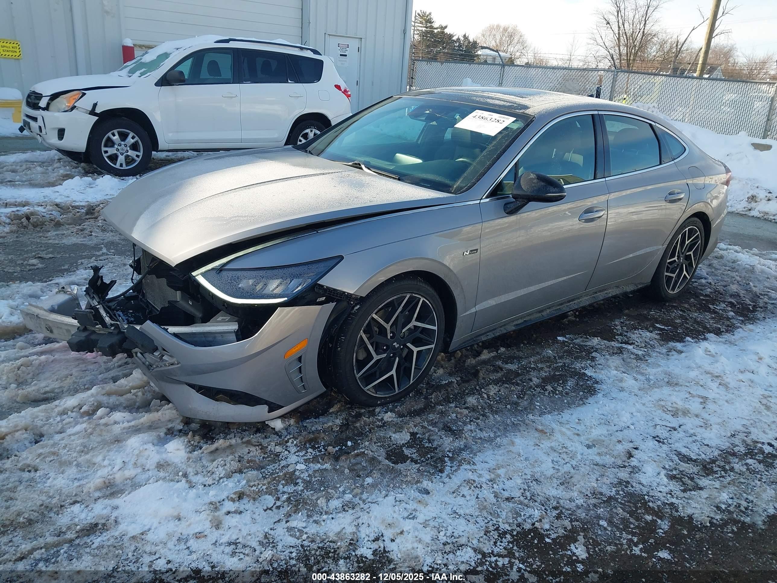 HYUNDAI SONATA image 2