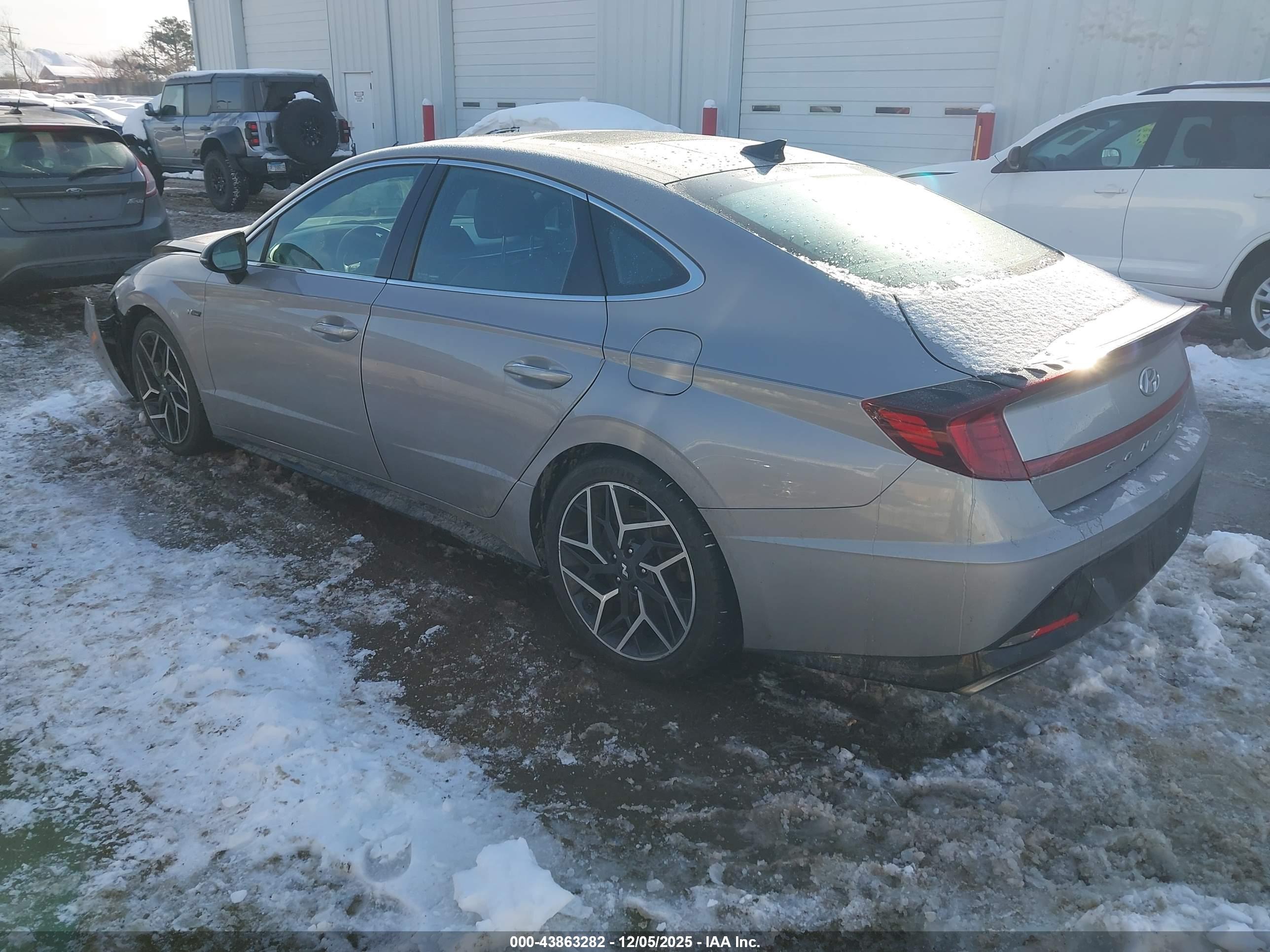 HYUNDAI SONATA image 3