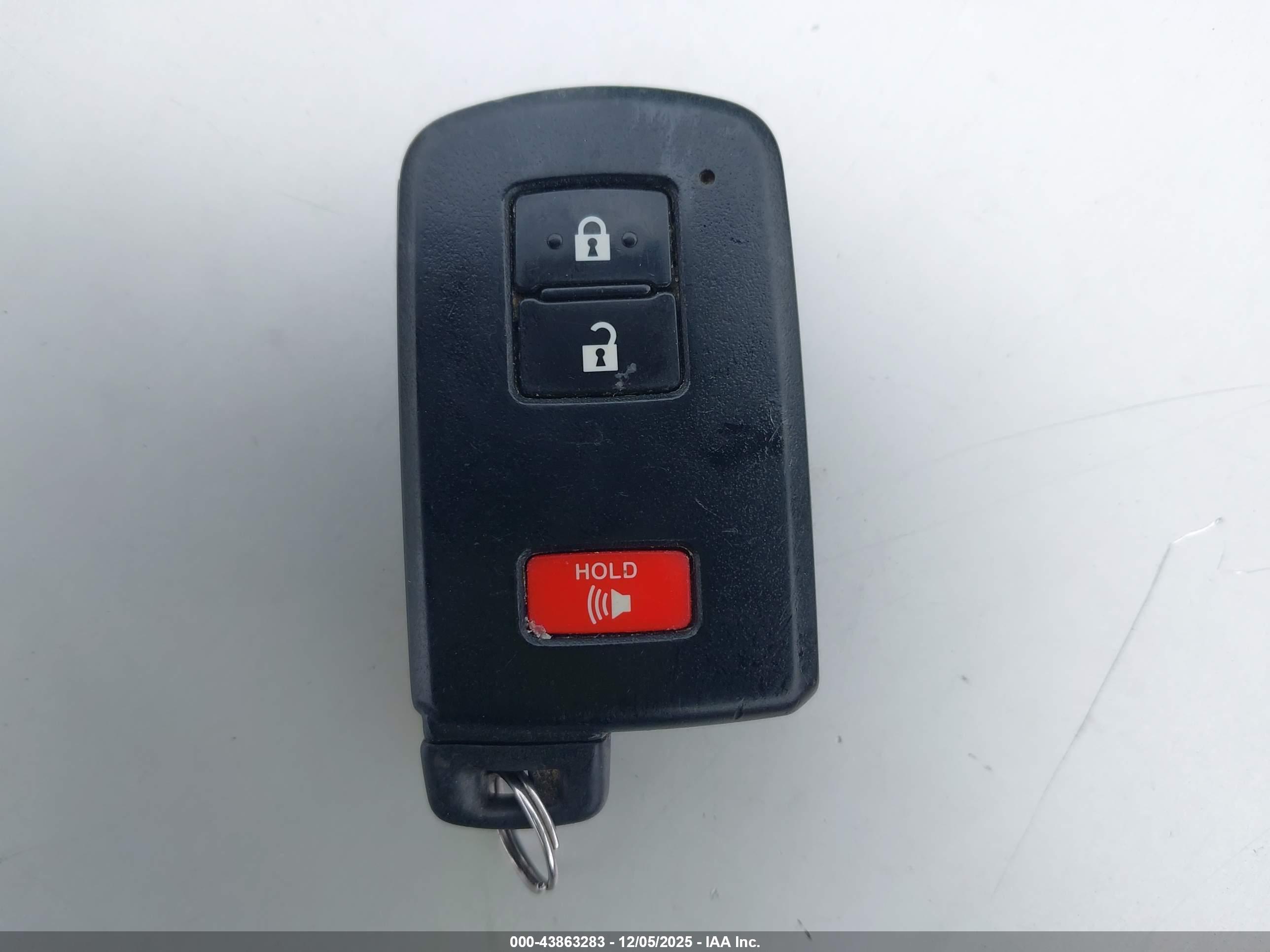 TOYOTA PRIUS image 11
