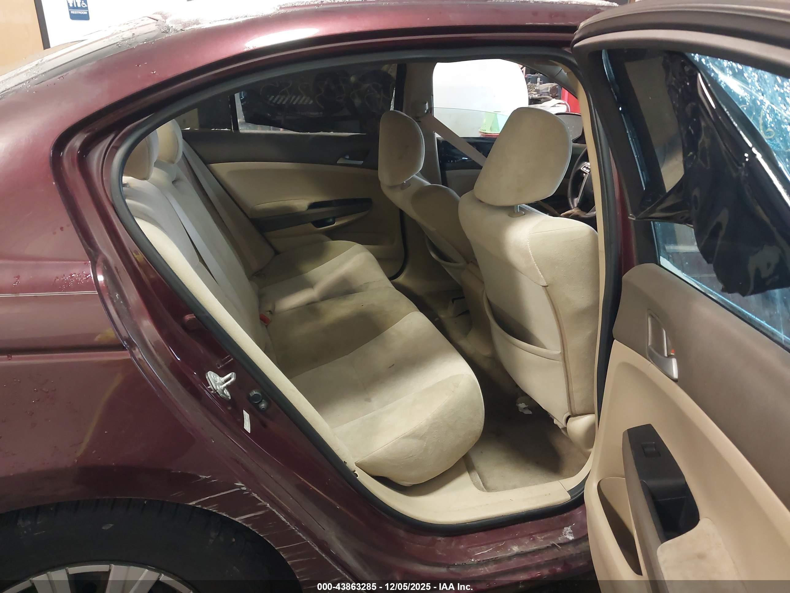 HONDA ACCORD image 8