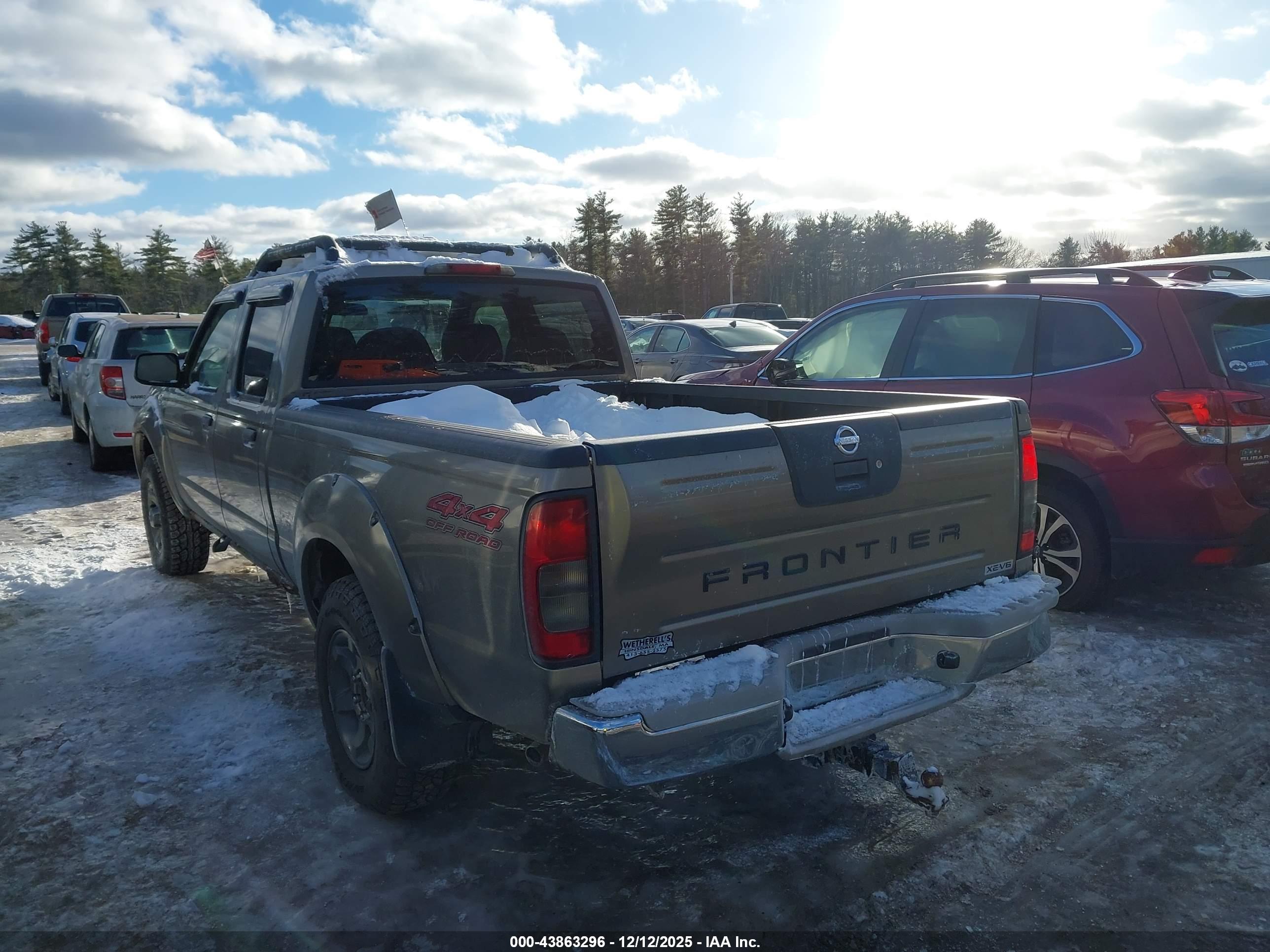 NISSAN FRONTIER image 3