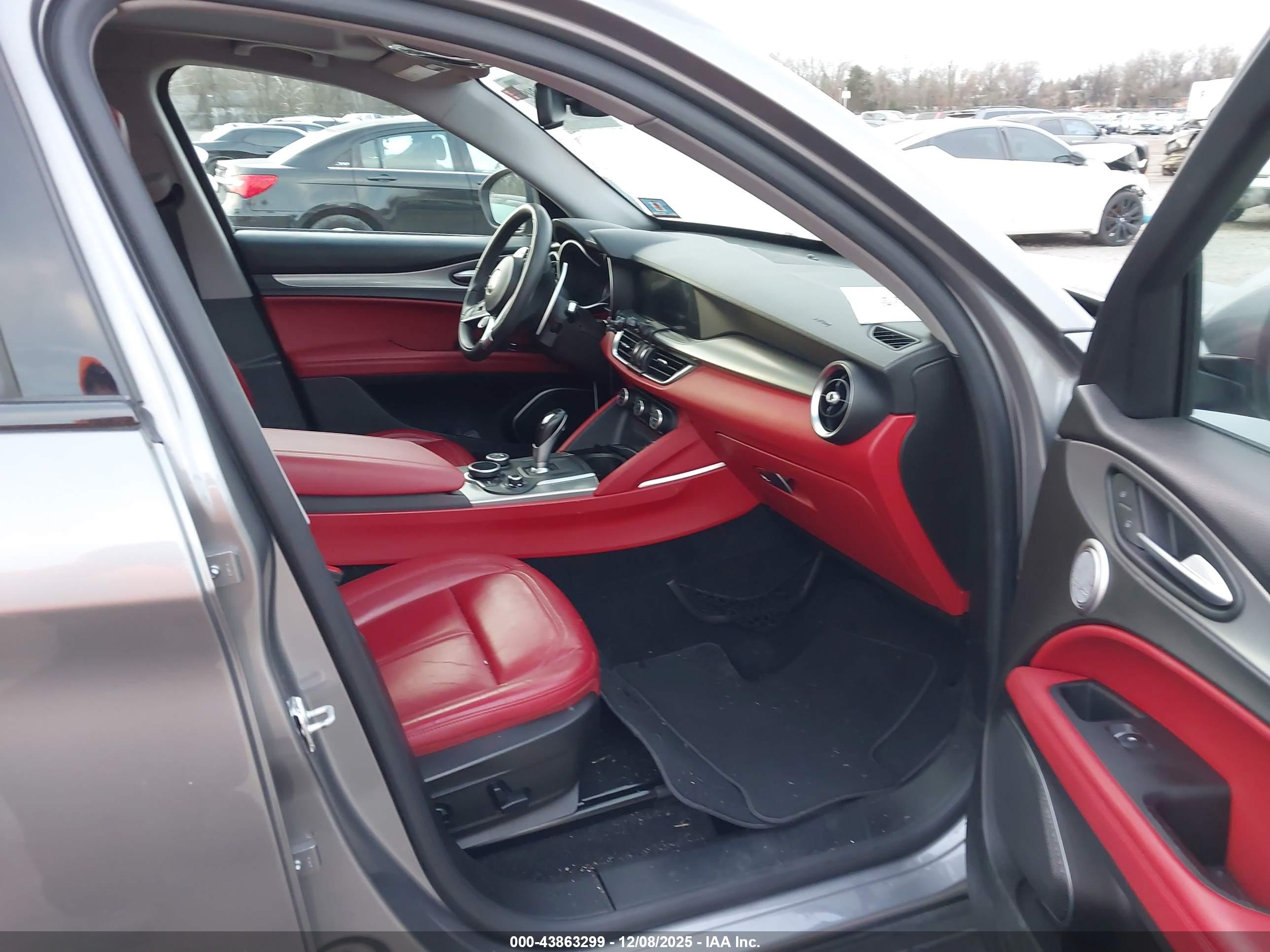 ALFA ROMEO image 5