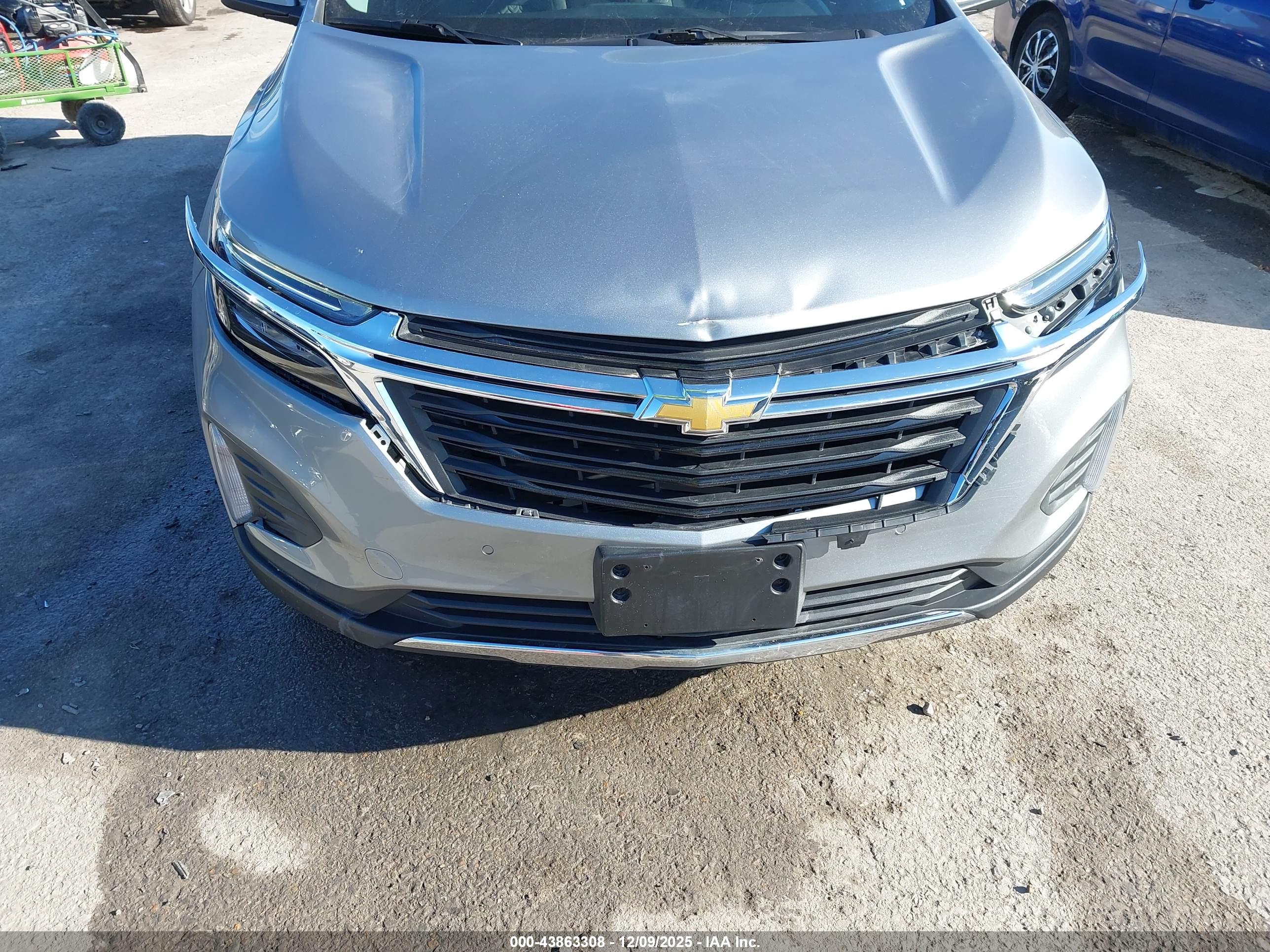 CHEVROLET EQUINOX image 6