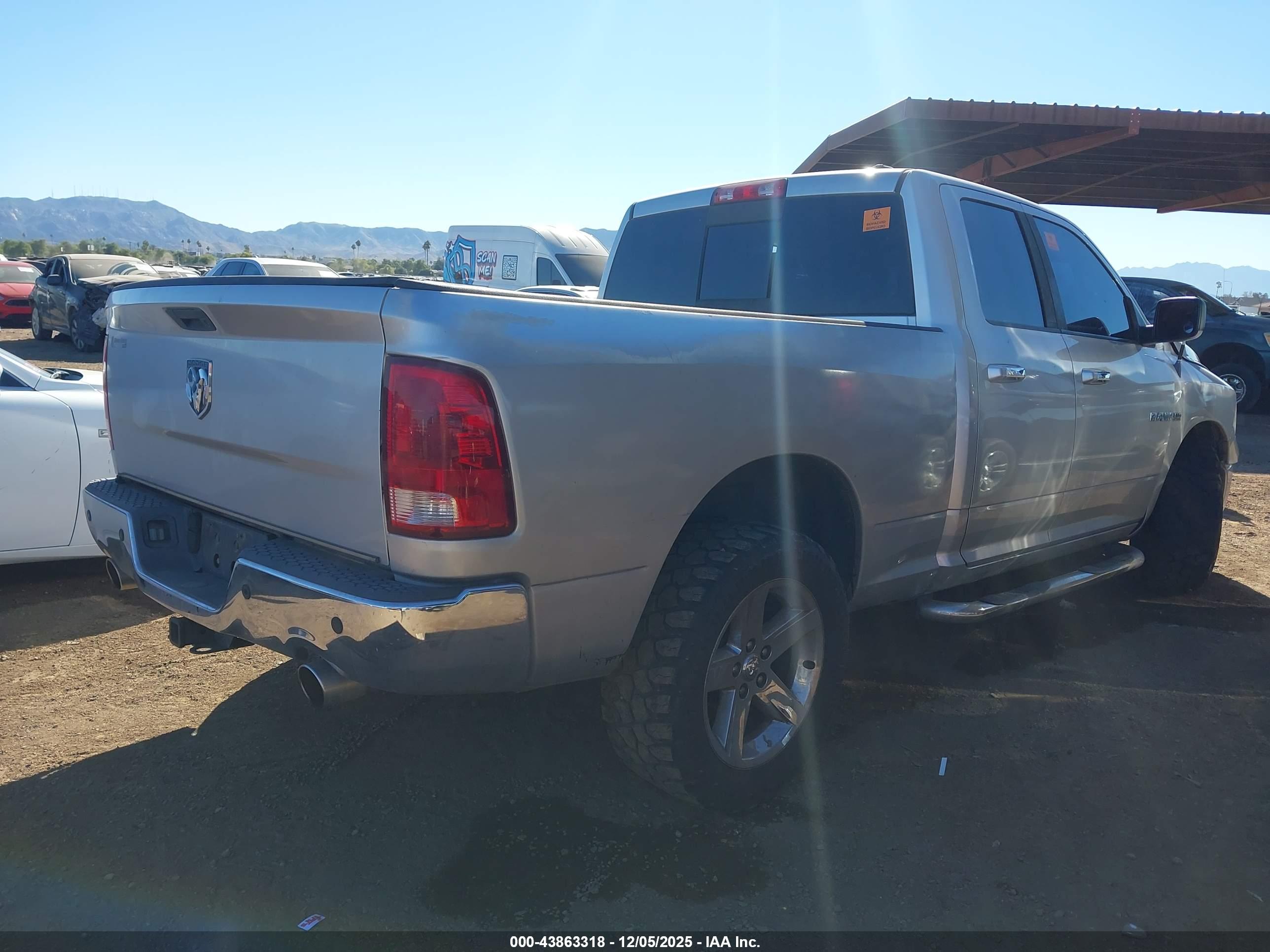 DODGE RAM image 4