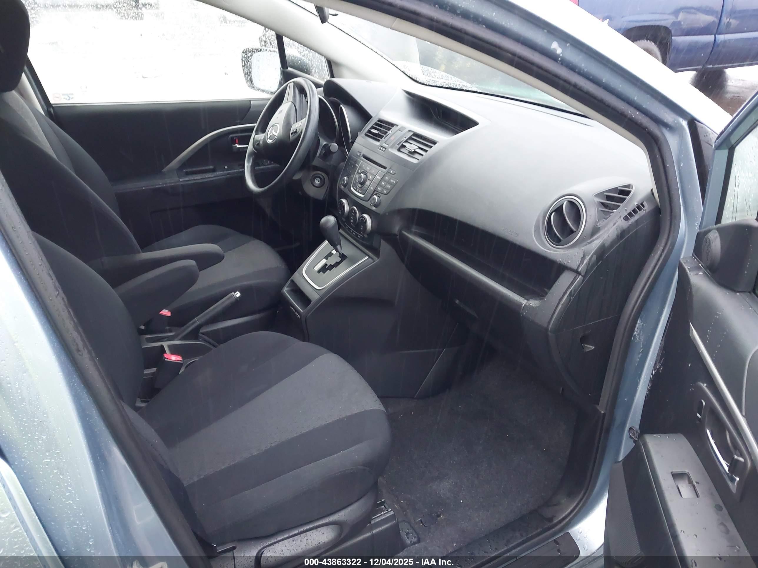 MAZDA MAZDA5 image 5