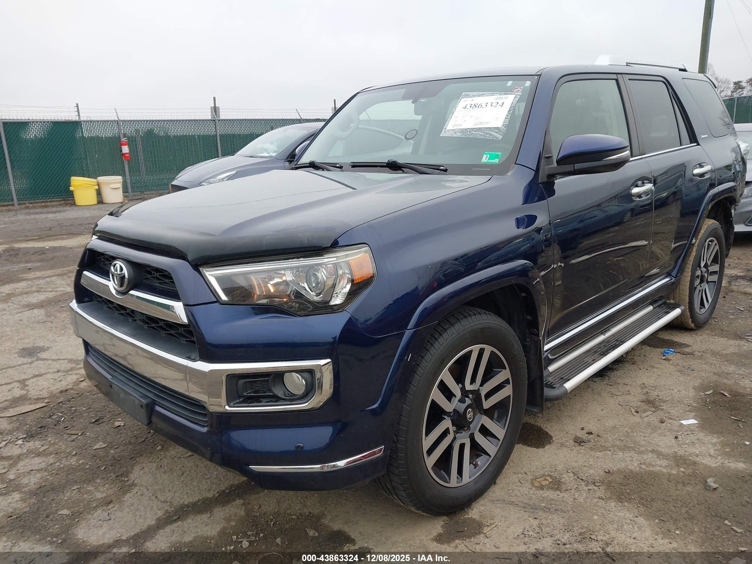 TOYOTA 4RUNNER image 2
