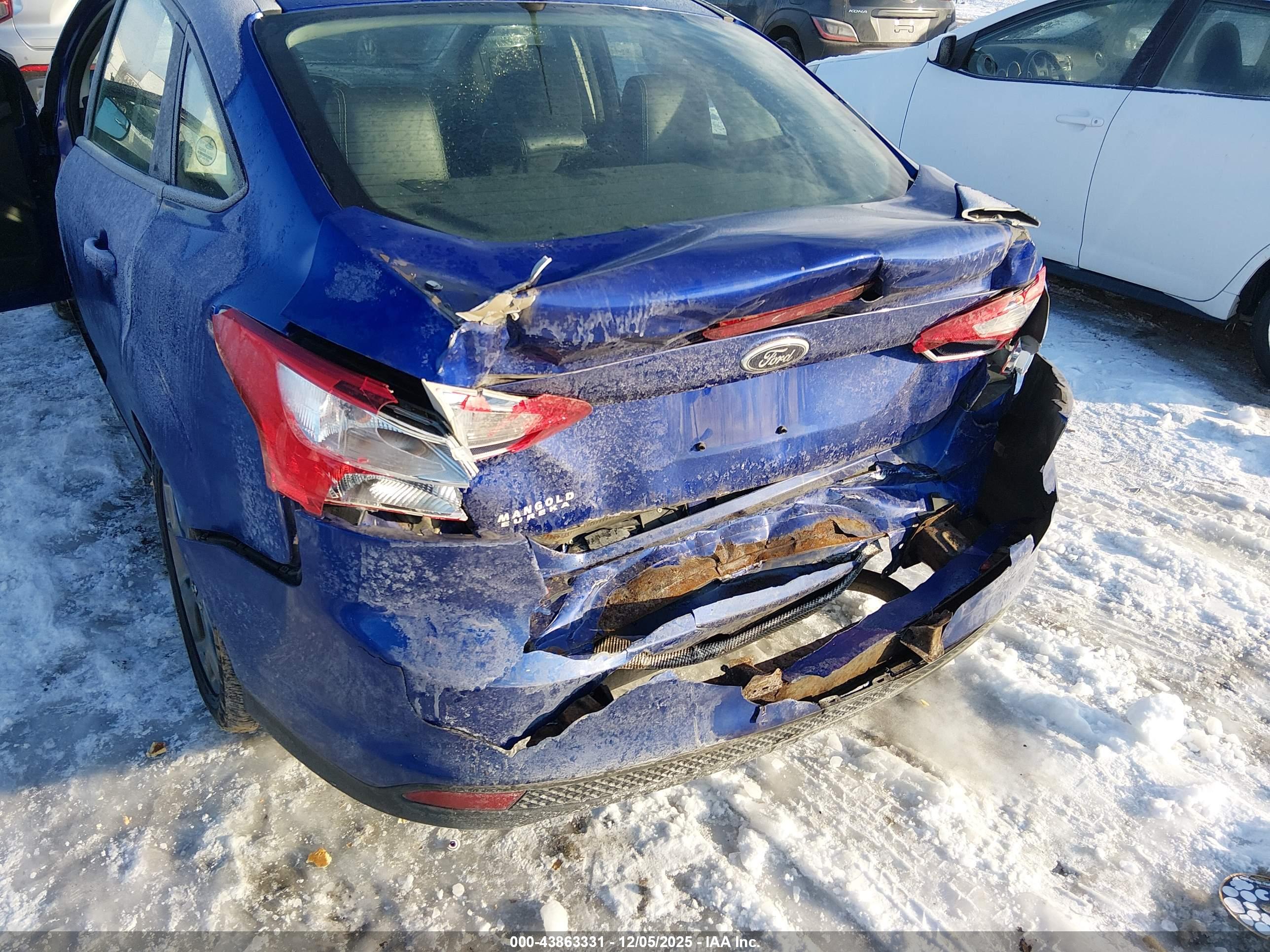 FORD FOCUS image 6