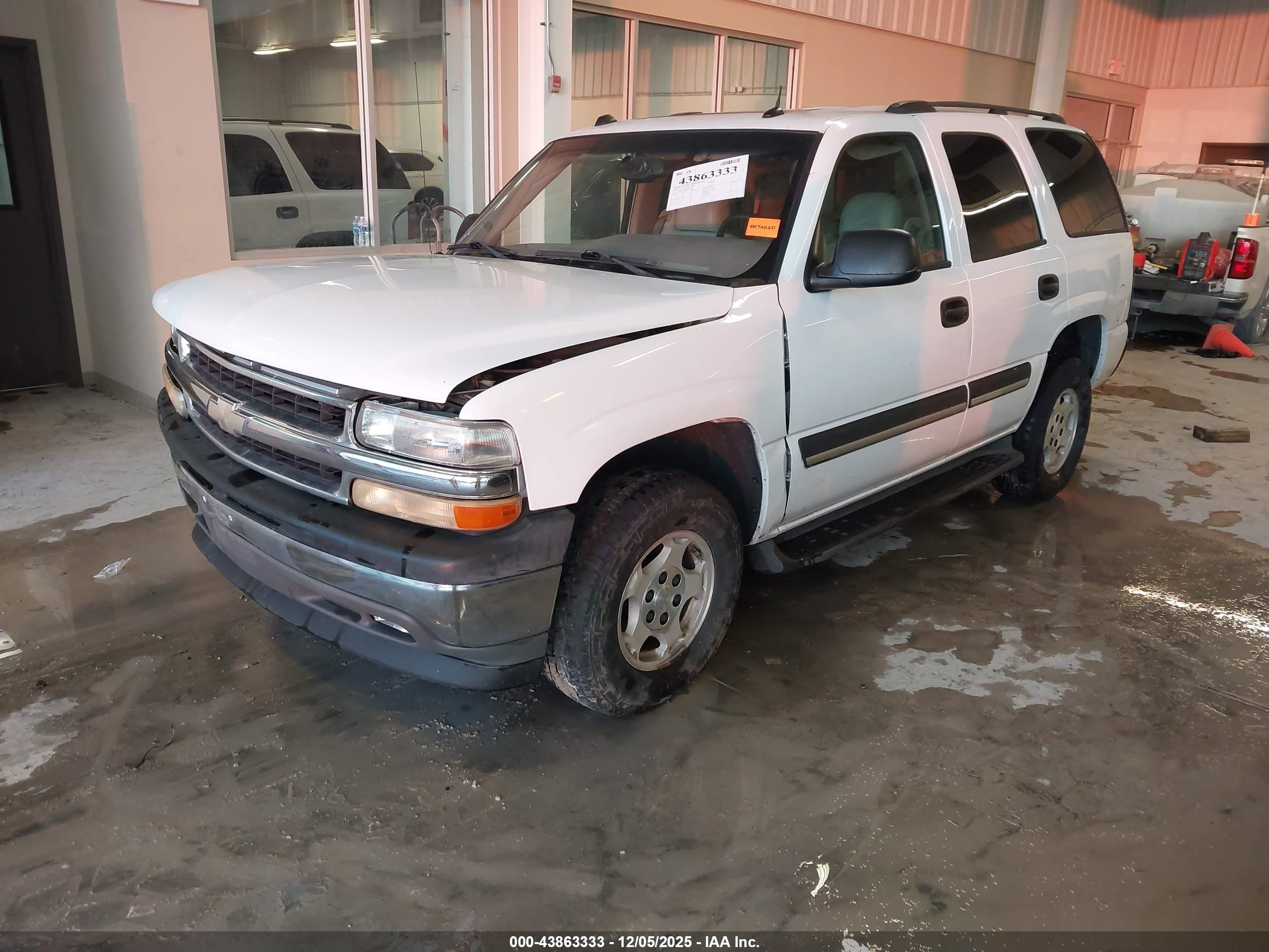 CHEVROLET TAHOE image 2
