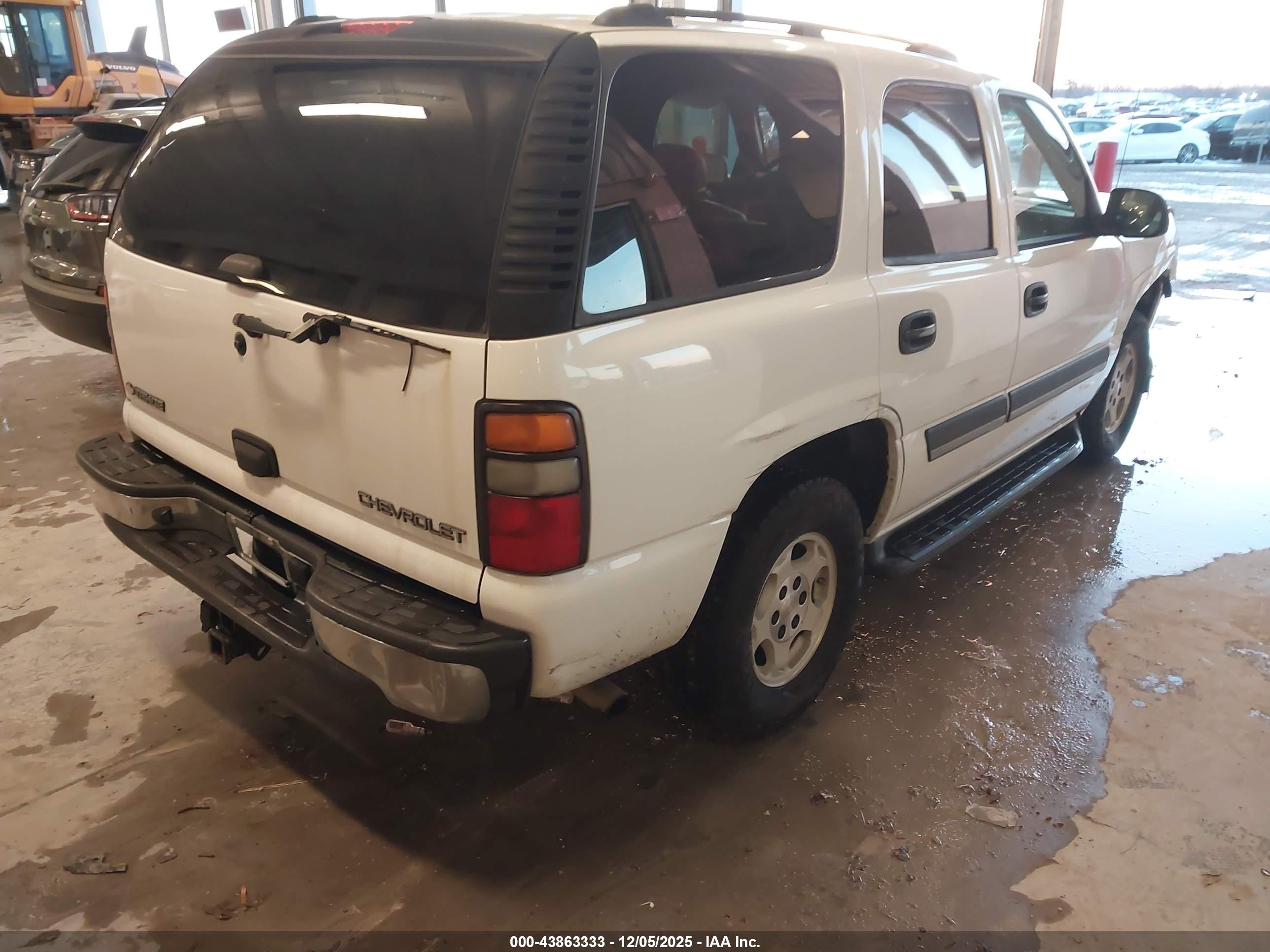CHEVROLET TAHOE image 4