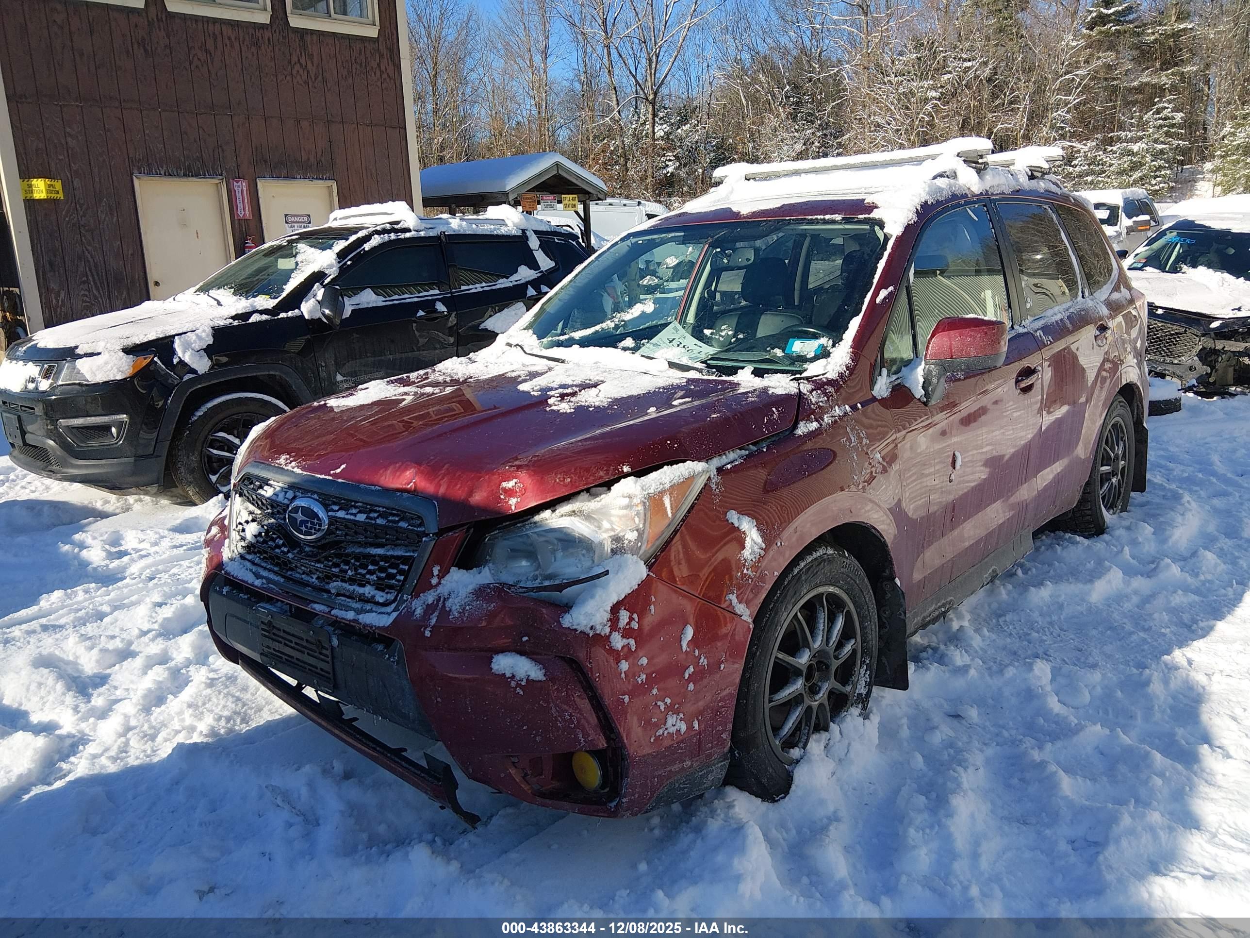 SUBARU FORESTER image 6