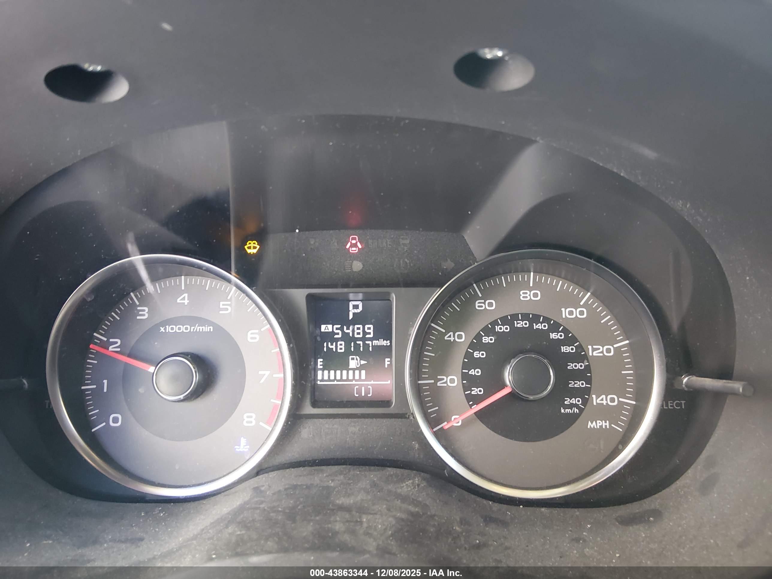 SUBARU FORESTER image 7