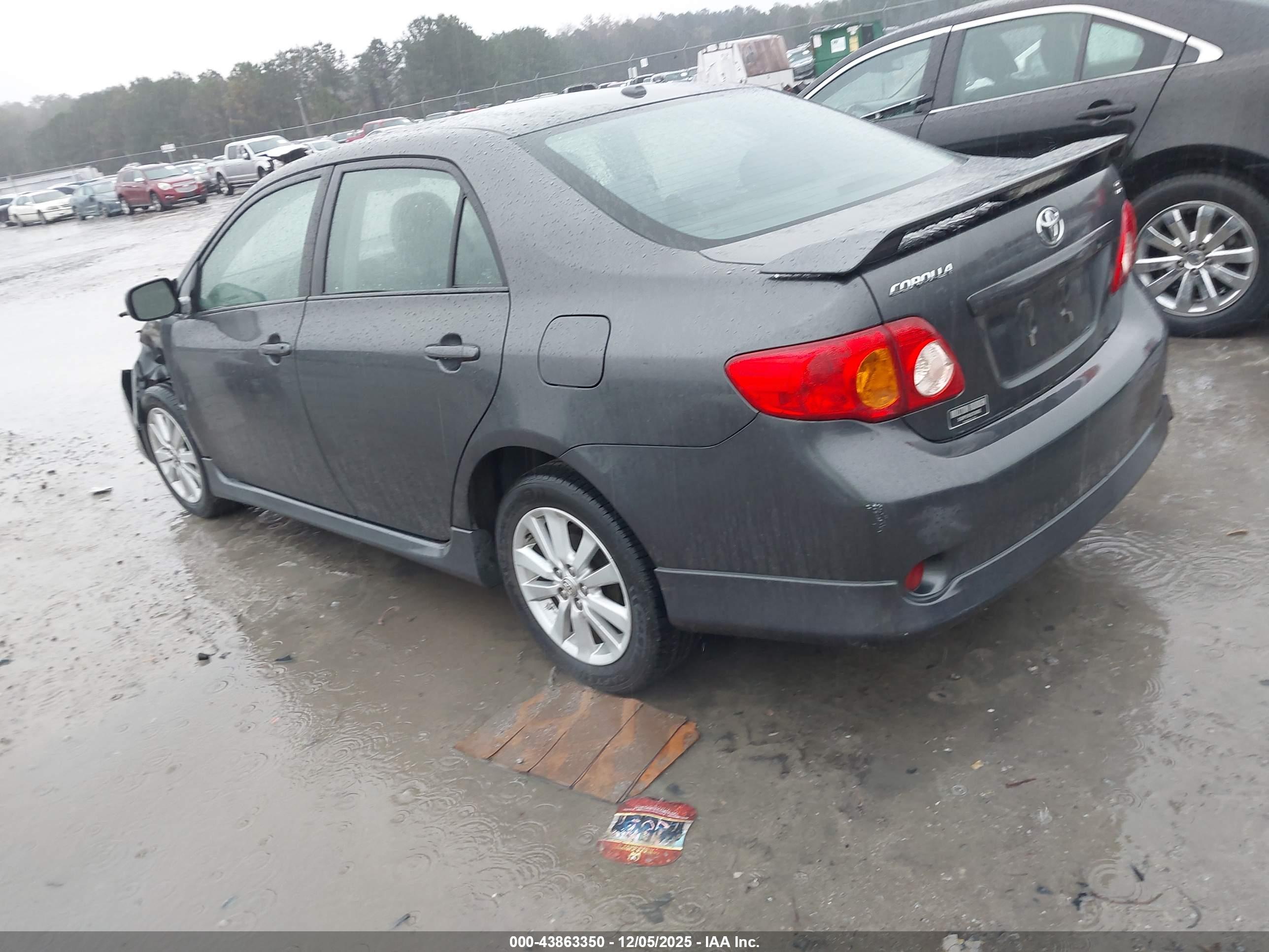 TOYOTA COROLLA image 3