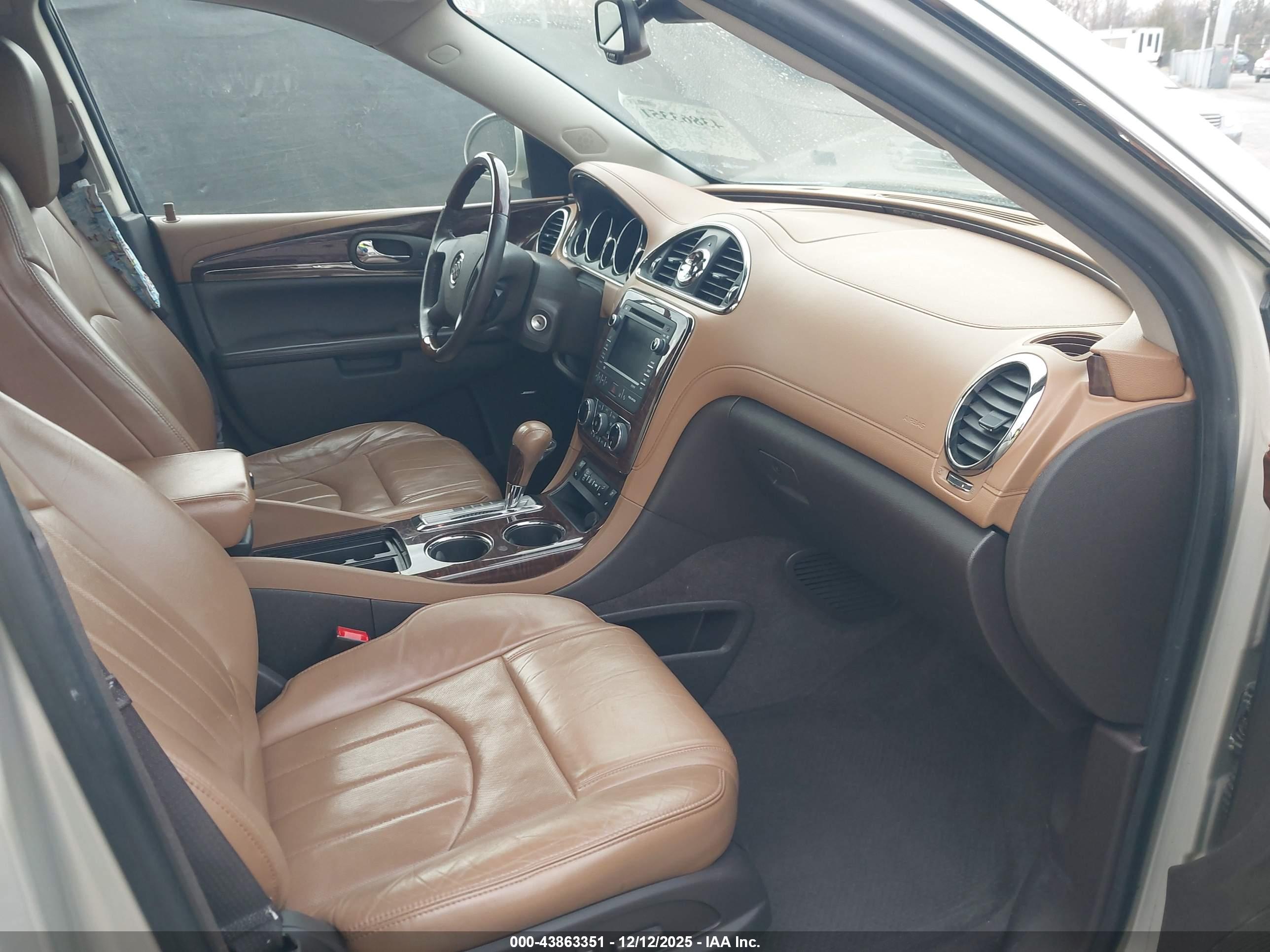 BUICK ENCLAVE image 5