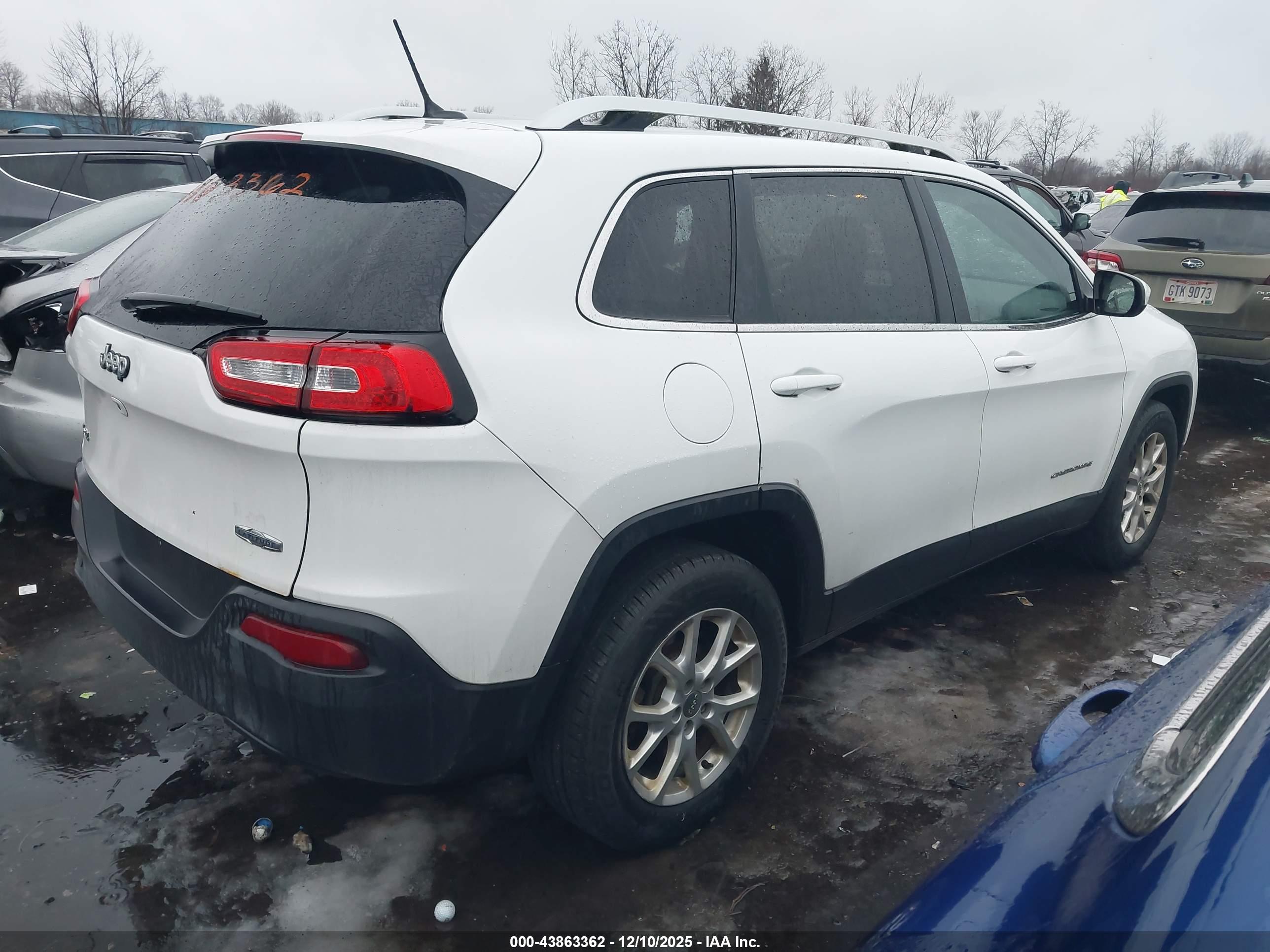 JEEP CHEROKEE image 4
