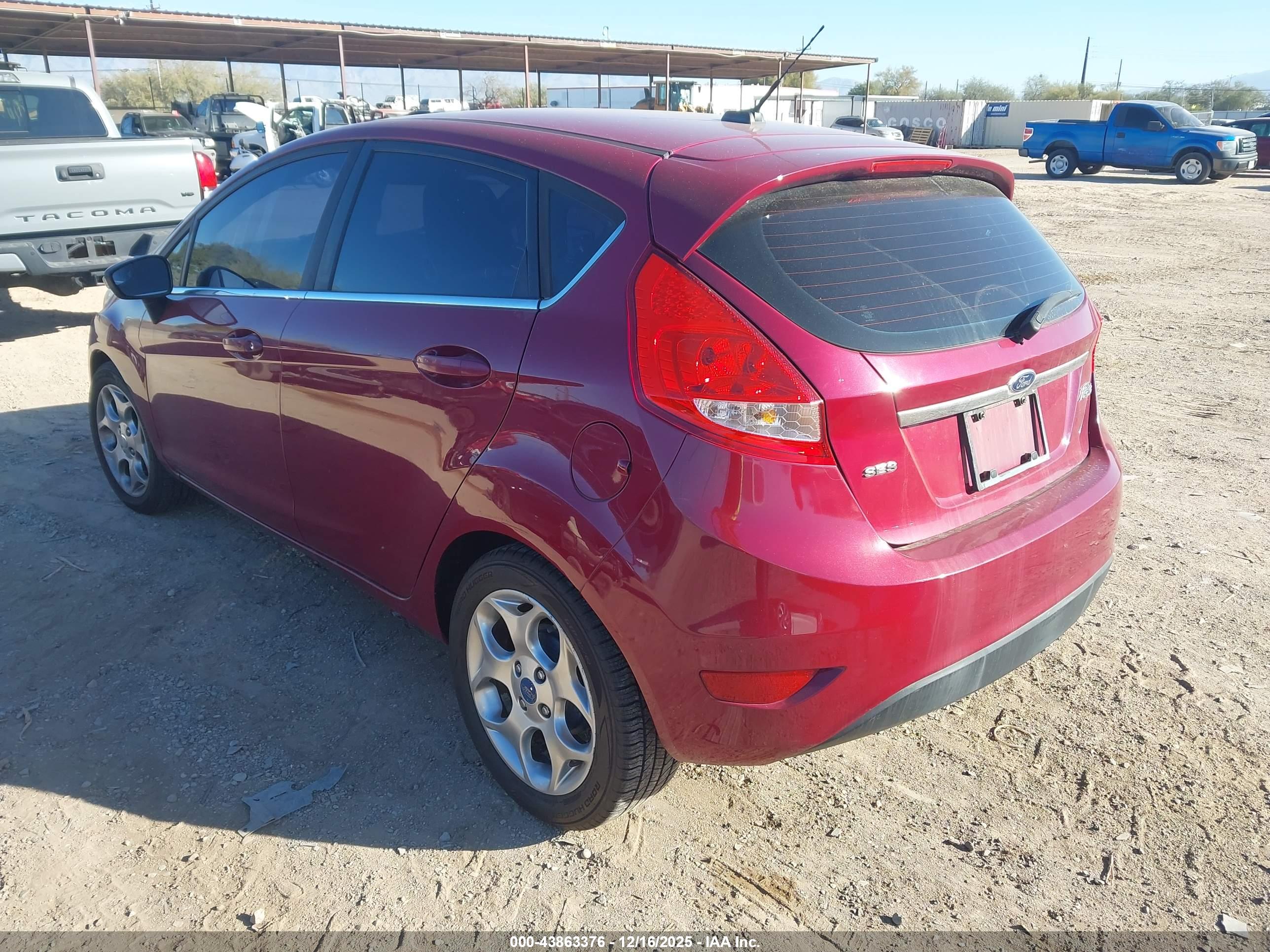 FORD FIESTA image 3