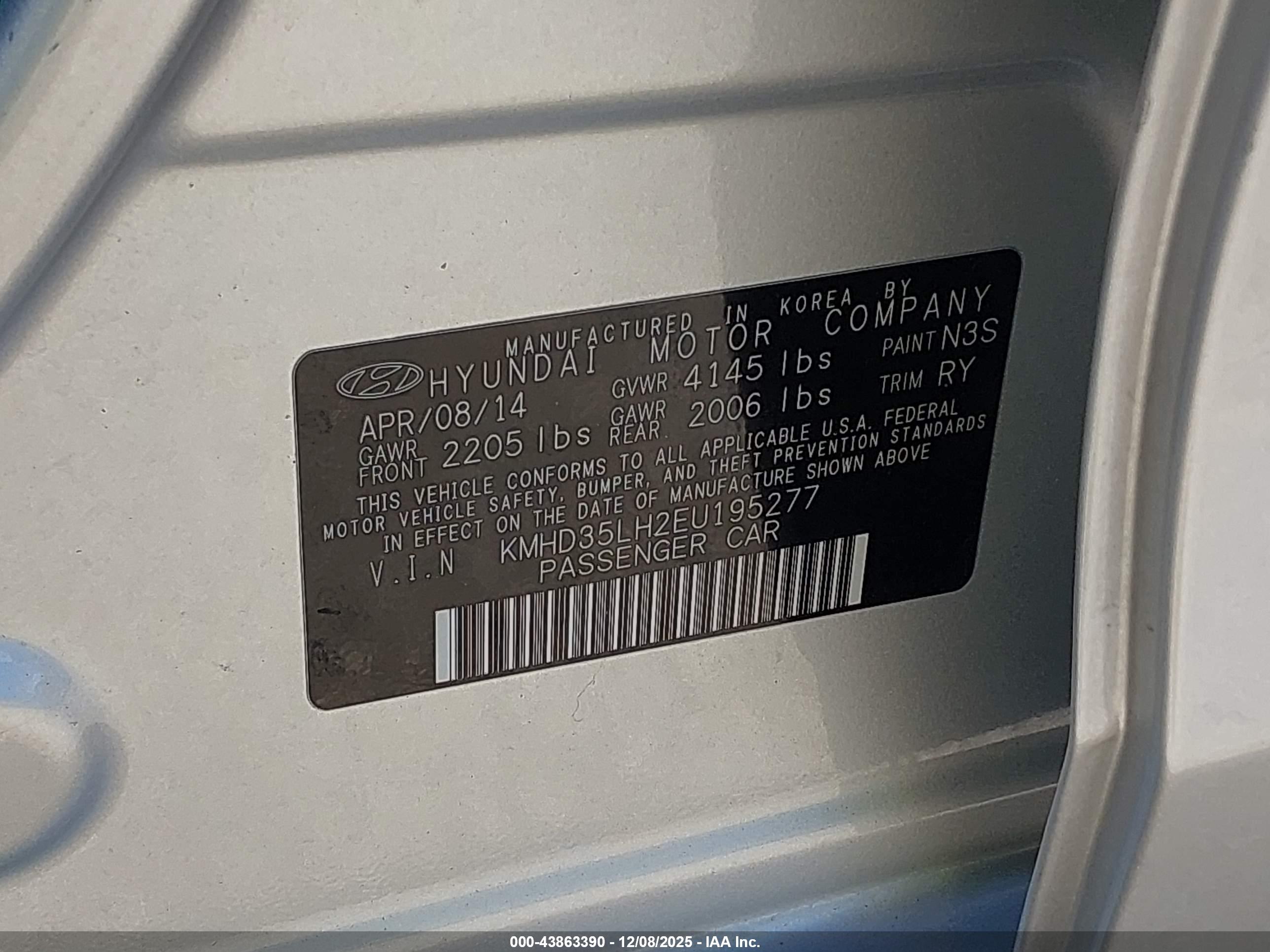 HYUNDAI ELANTRA image 9
