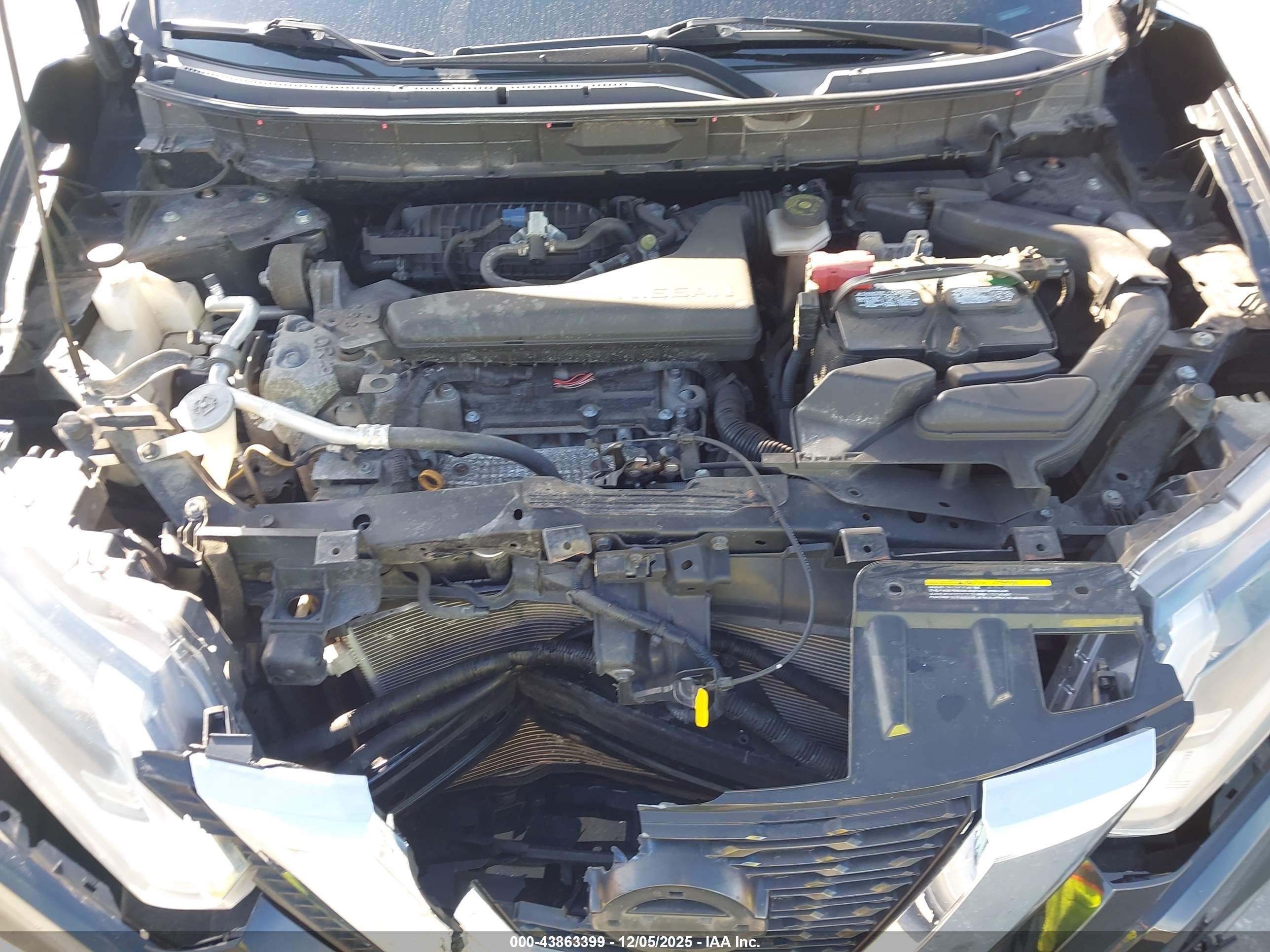 NISSAN ROGUE image 10