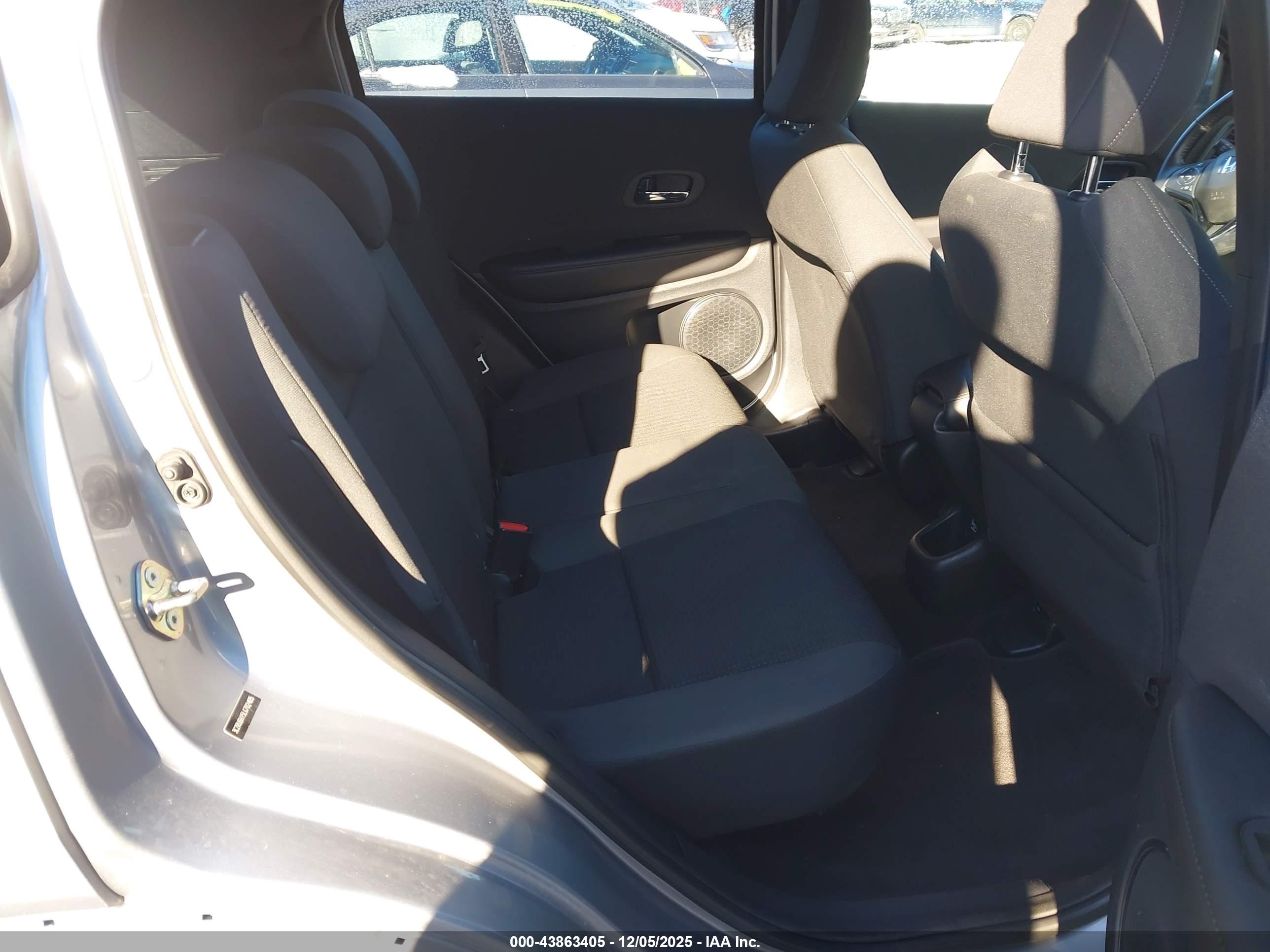 HONDA HR-V image 8