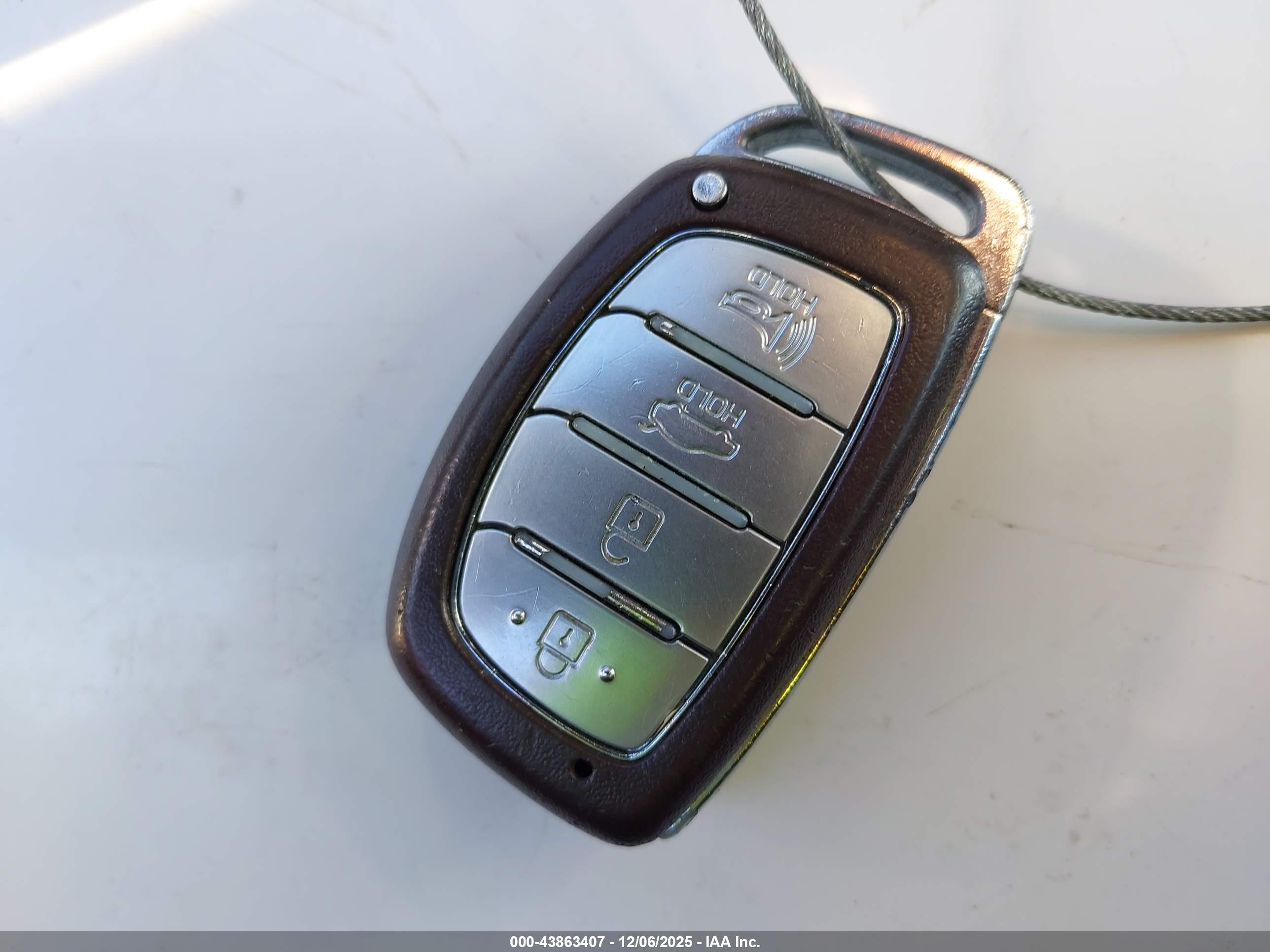 HYUNDAI ELANTRA image 11