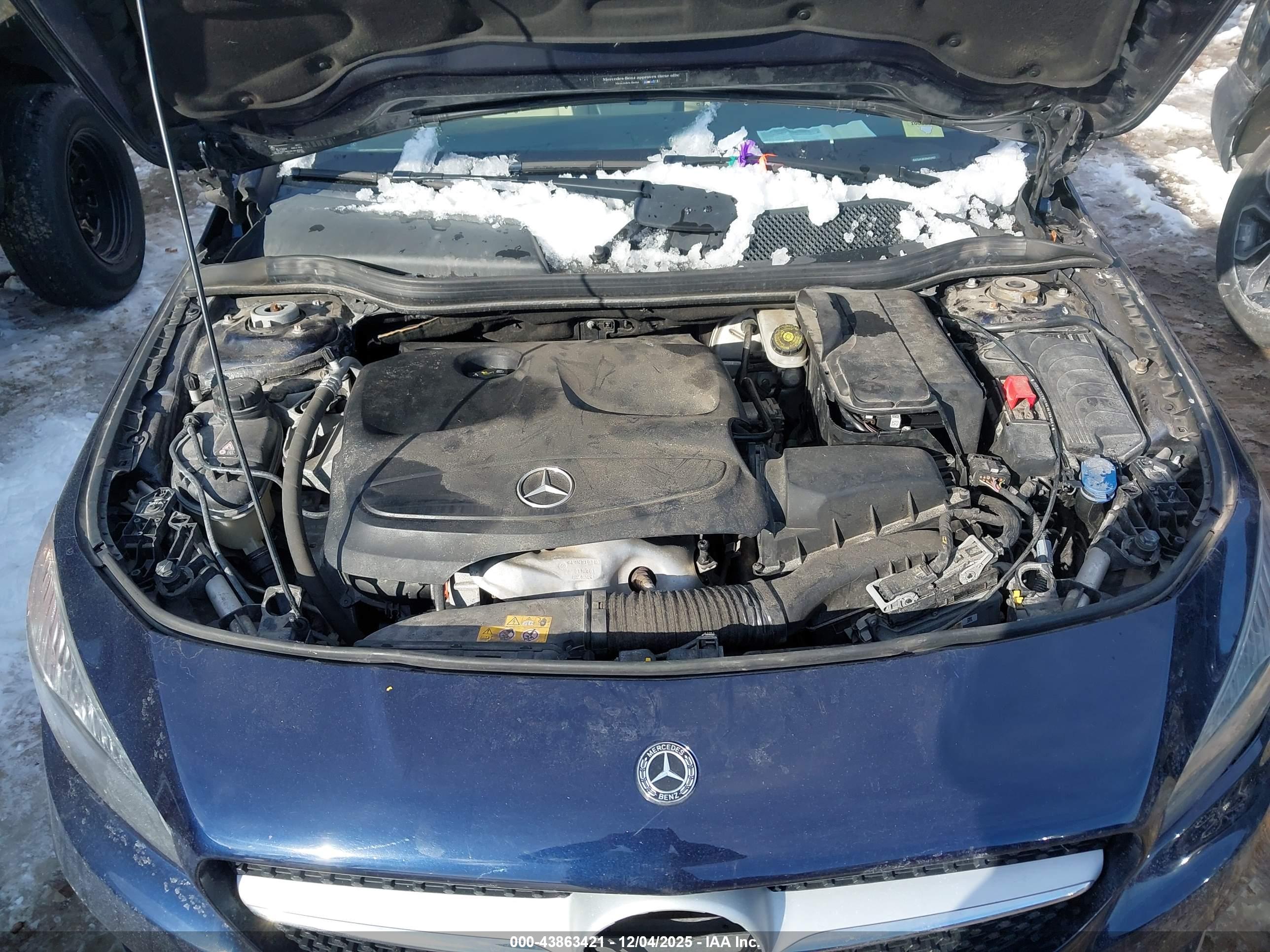 MERCEDES-BENZ CLA image 10