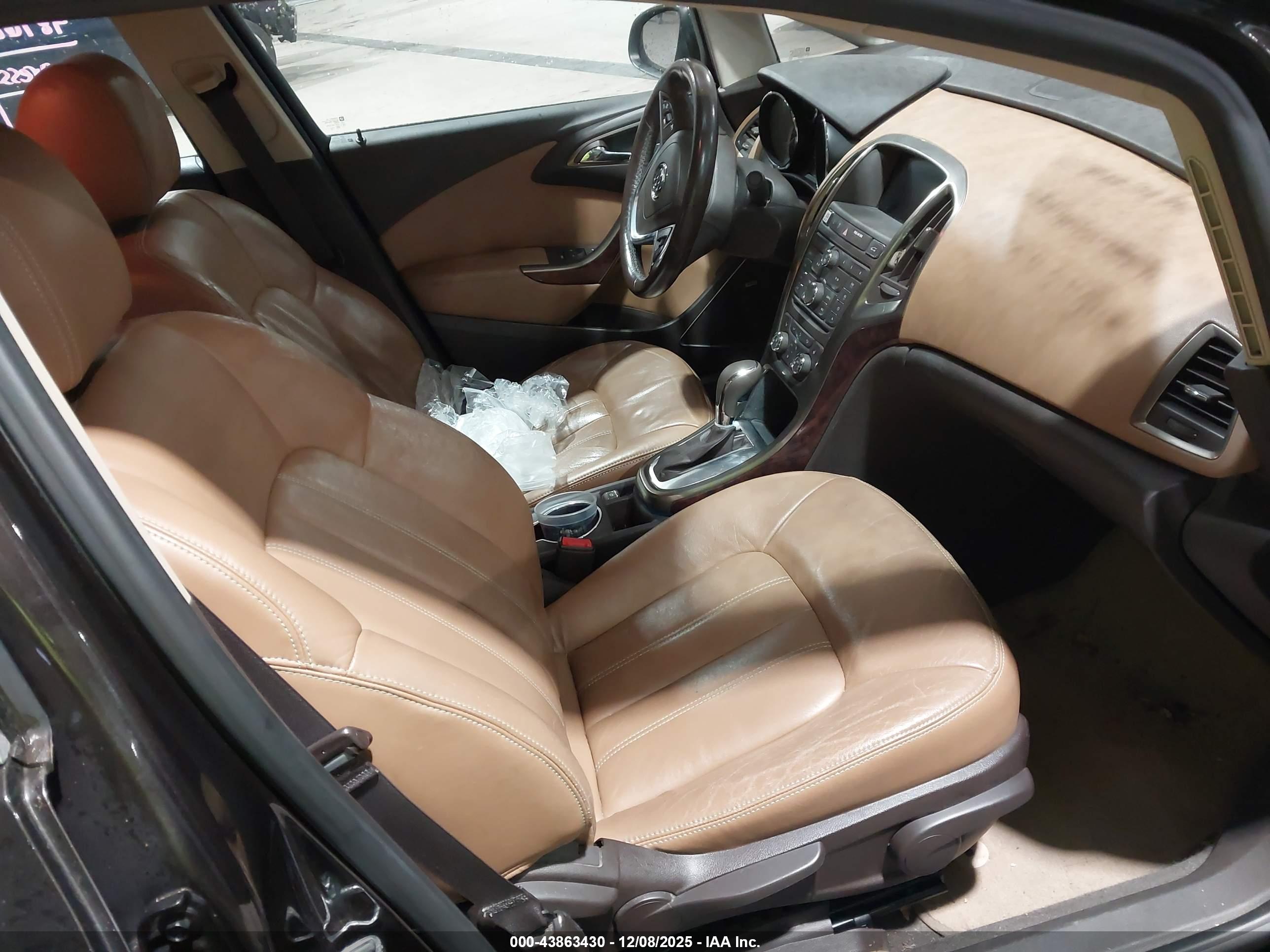 BUICK VERANO image 5