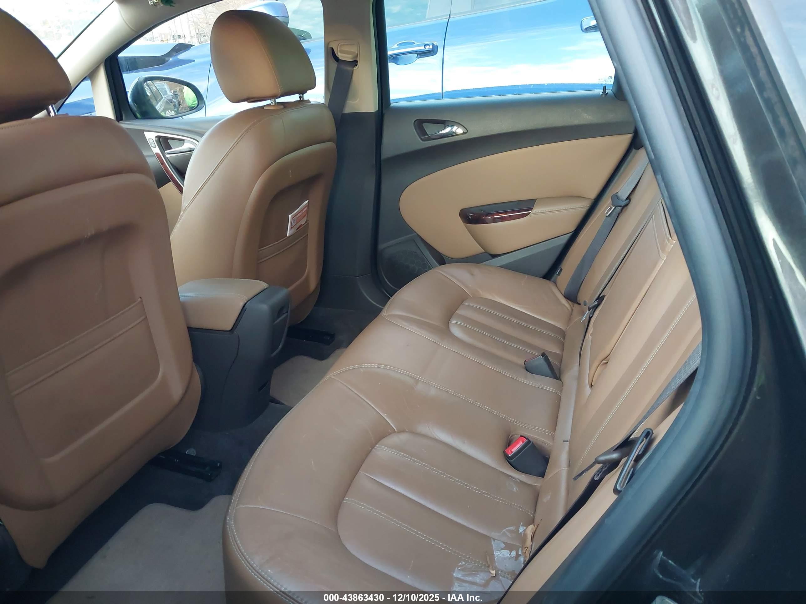 BUICK VERANO image 8